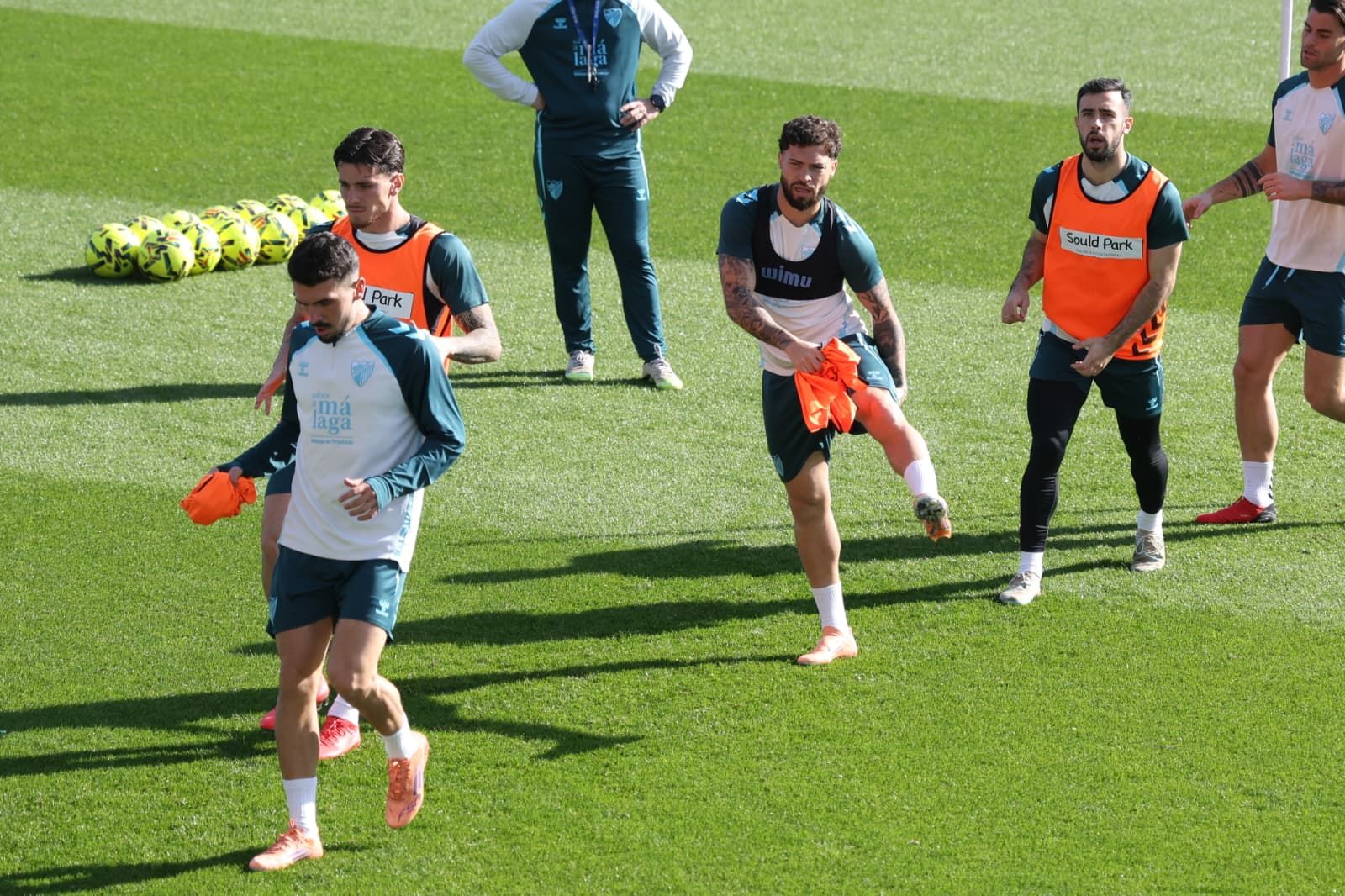 Funes, con fiebre y mascarilla pero al pie del cañón