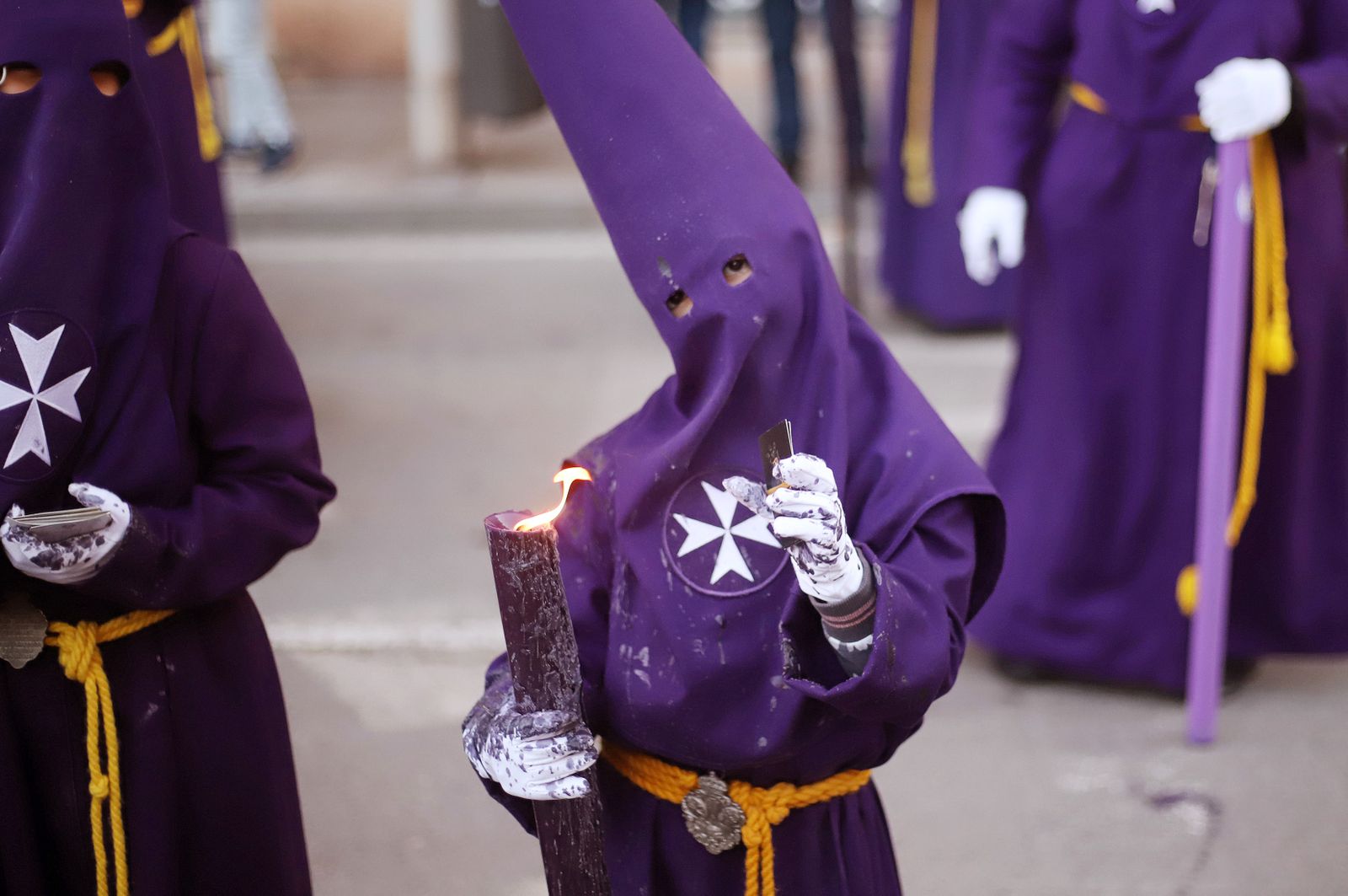 La Hermandad El Nazareno en la madrugá de la Semana Santa de Huelva 2023, en imágenes