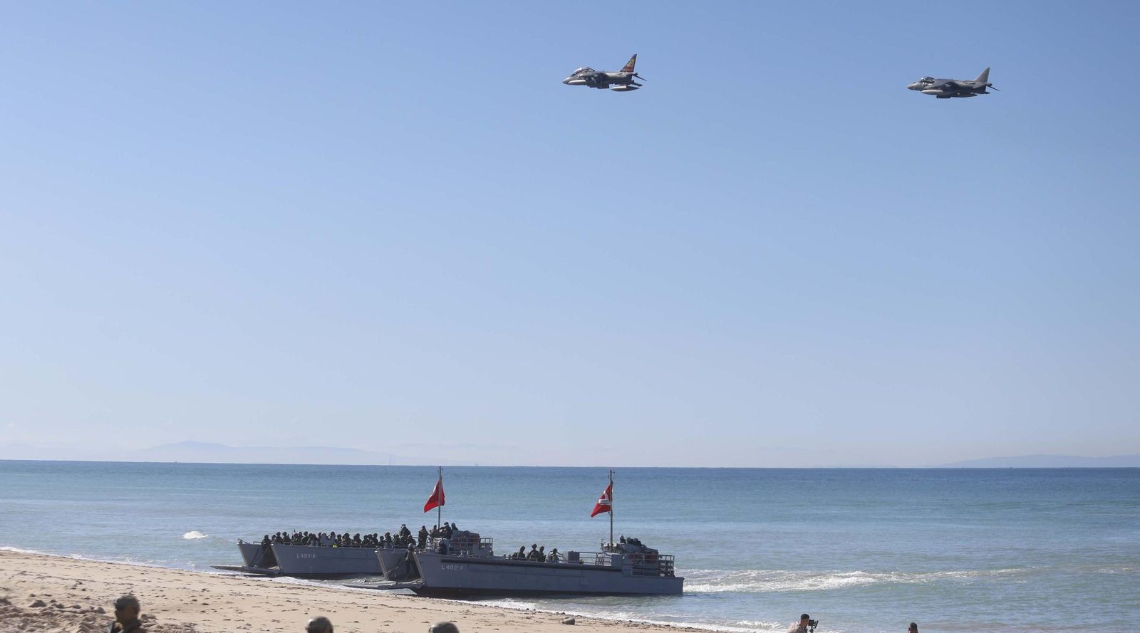 Las fotos del espectacular ejercicio de la Armada y la OTAN en el Retín