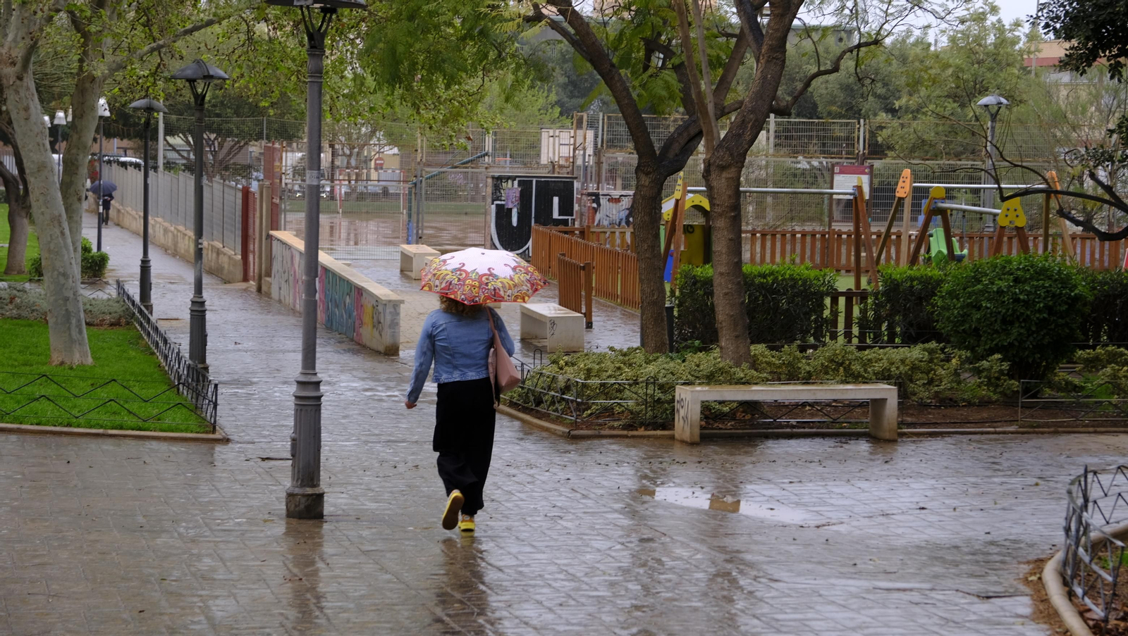 Fotogalería de la lluvia en Almería.