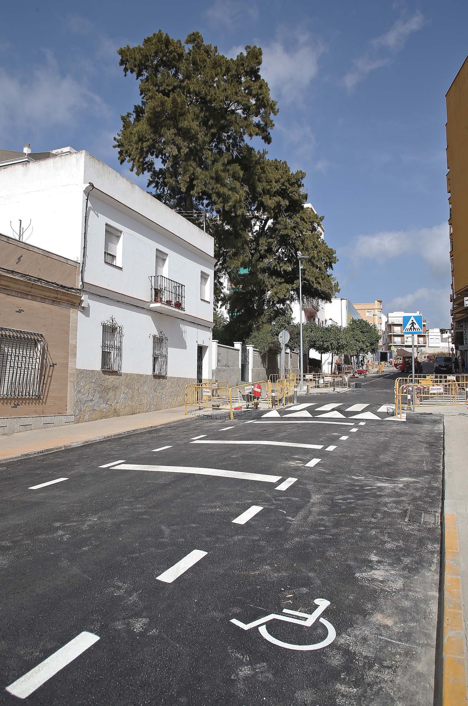 Las obras en la calle María Auxiliadora de Algeciras, en imágenes