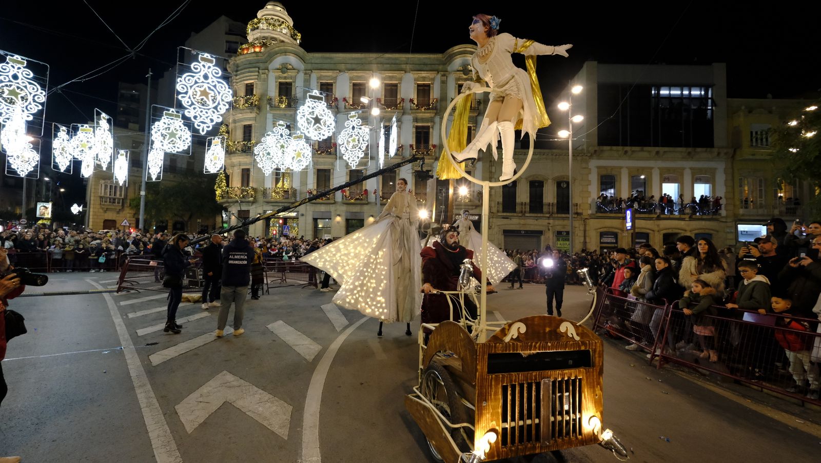 Fotogalería de la Cabalgata de Reyes Magos en Almería