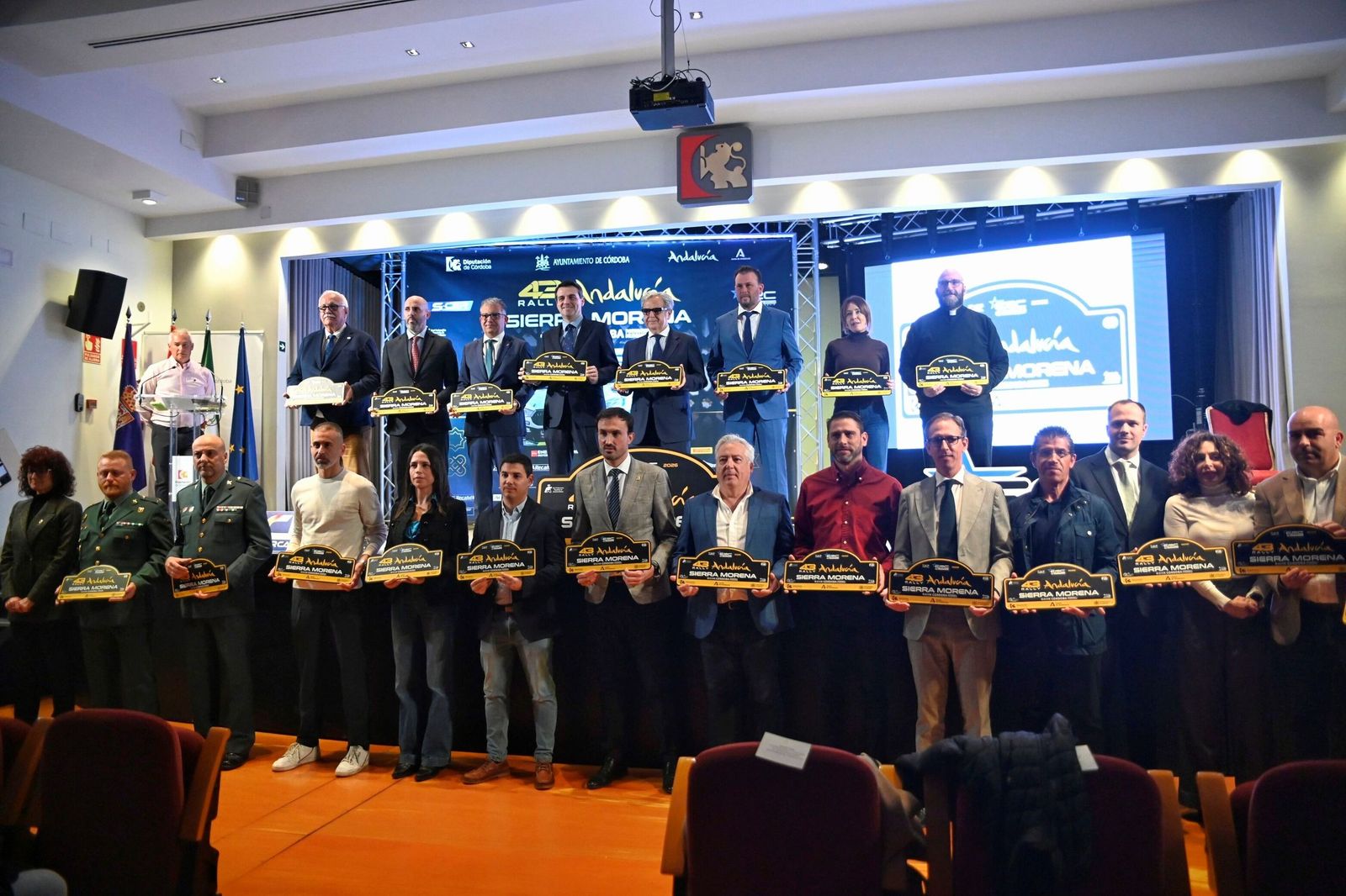 Las imágenes de la presentación del 43 Rallye Sierra Morena.