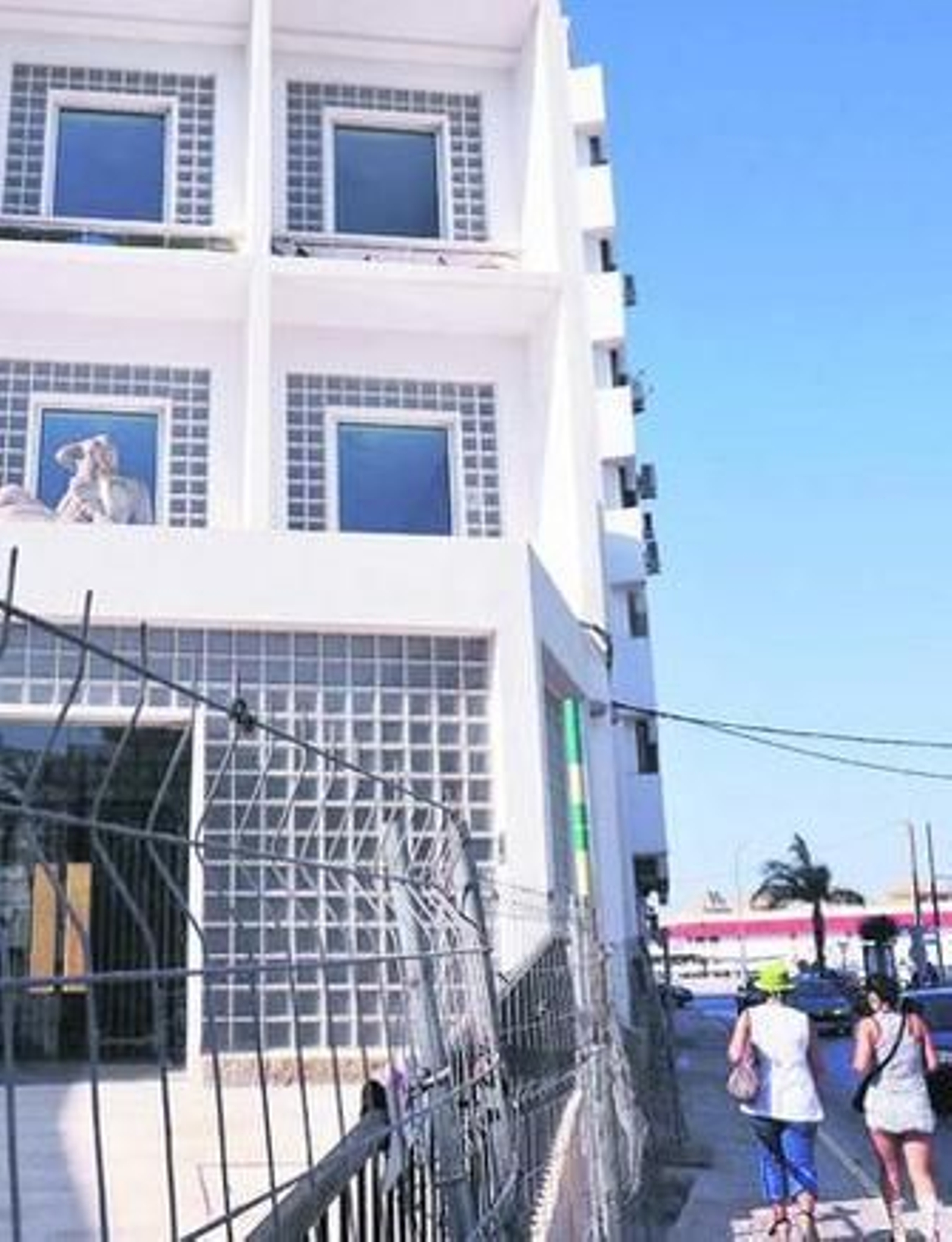 El centro de salud que ya tiene el nombre de Cayetano Roldán, en obras.