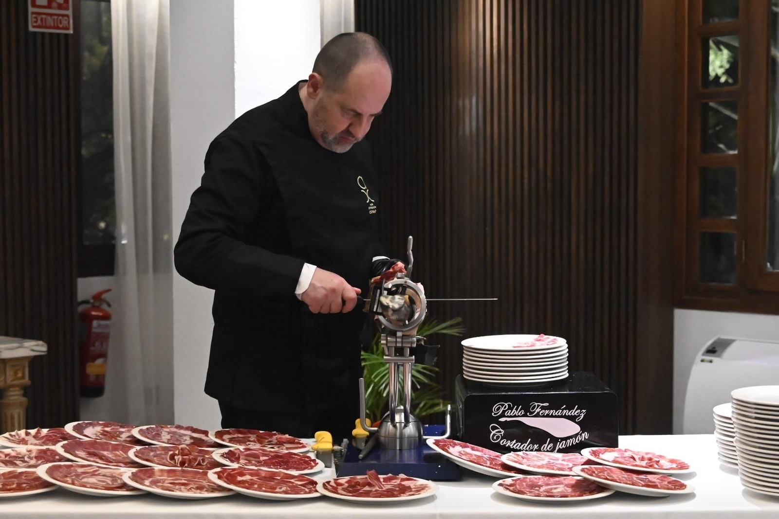 El Bosque presenta su nueva propuesta gastronómica en una velada única, en fotos