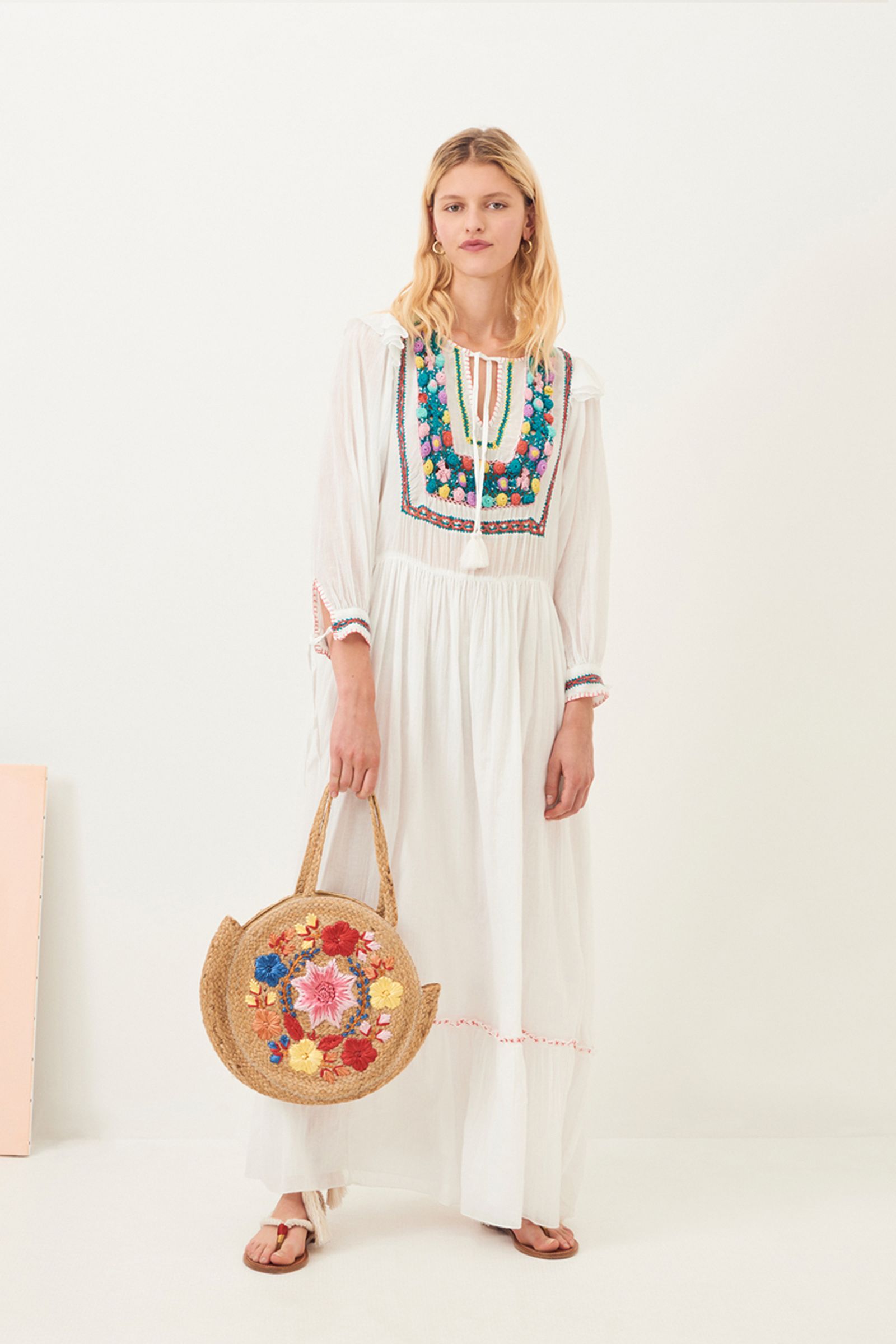 La lista definitiva del Beachwear 2020 que va más allá del bikini