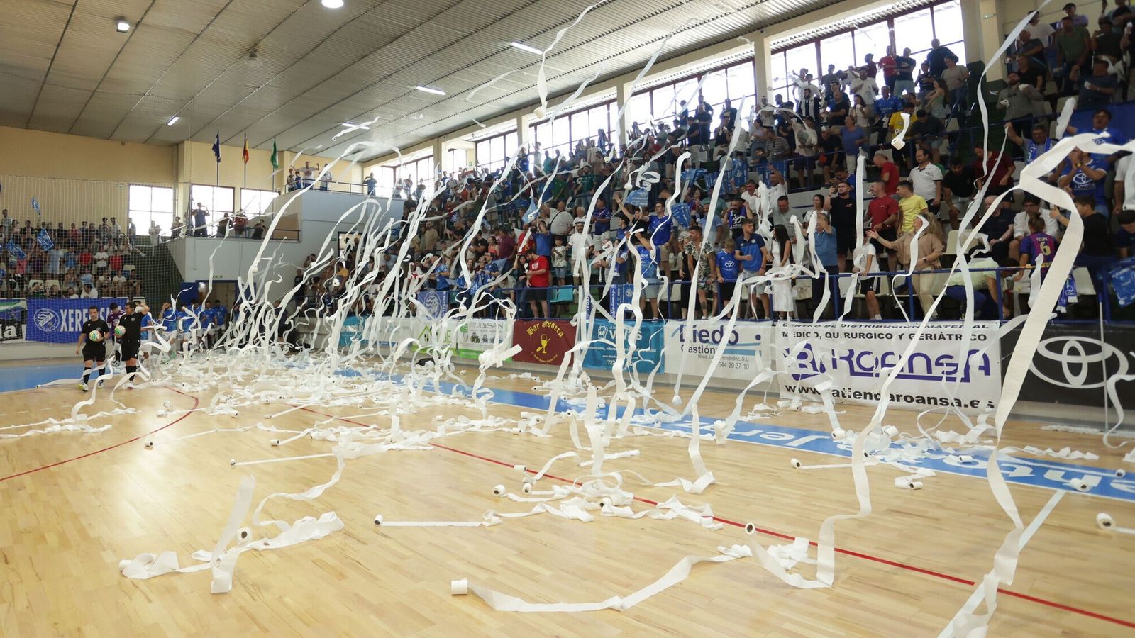 La afición llenó el Ruiz-Mateos.
