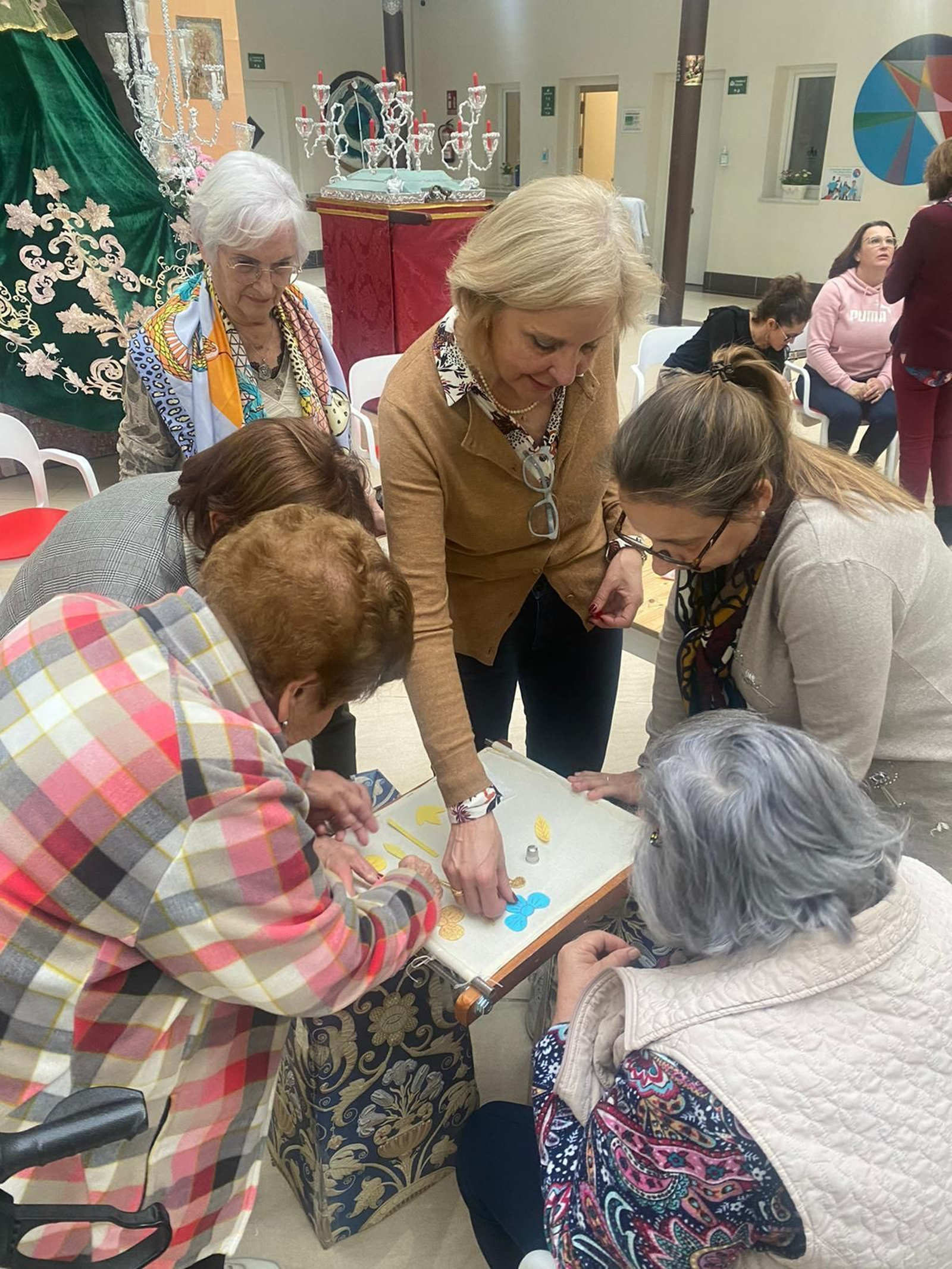 Fotos de las actividades de Cuaresma en el centro de mayores de Asansull de La Línea