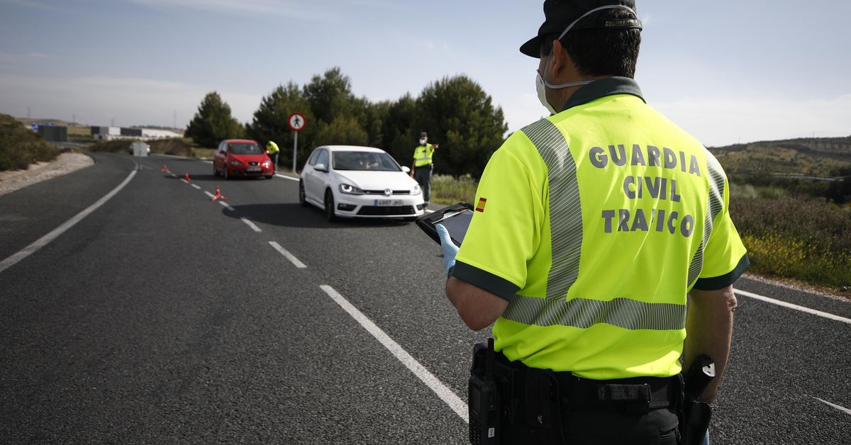 Investigados dos jóvenes por arrollar a agentes de la Guardia Civil en ...