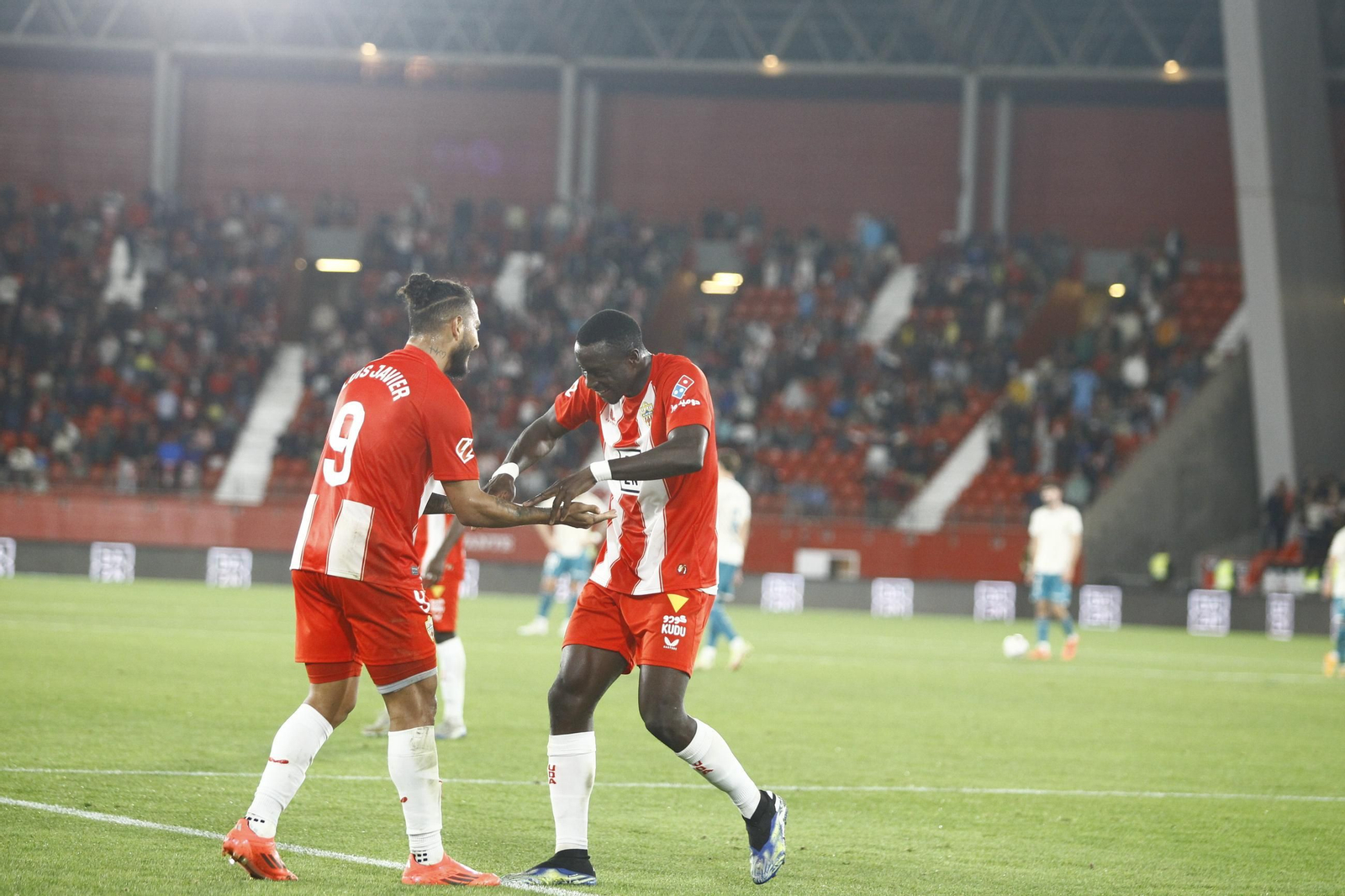 Las mejores imágenes del partido de fútbol U.D. Almería-Córdoba C.F.