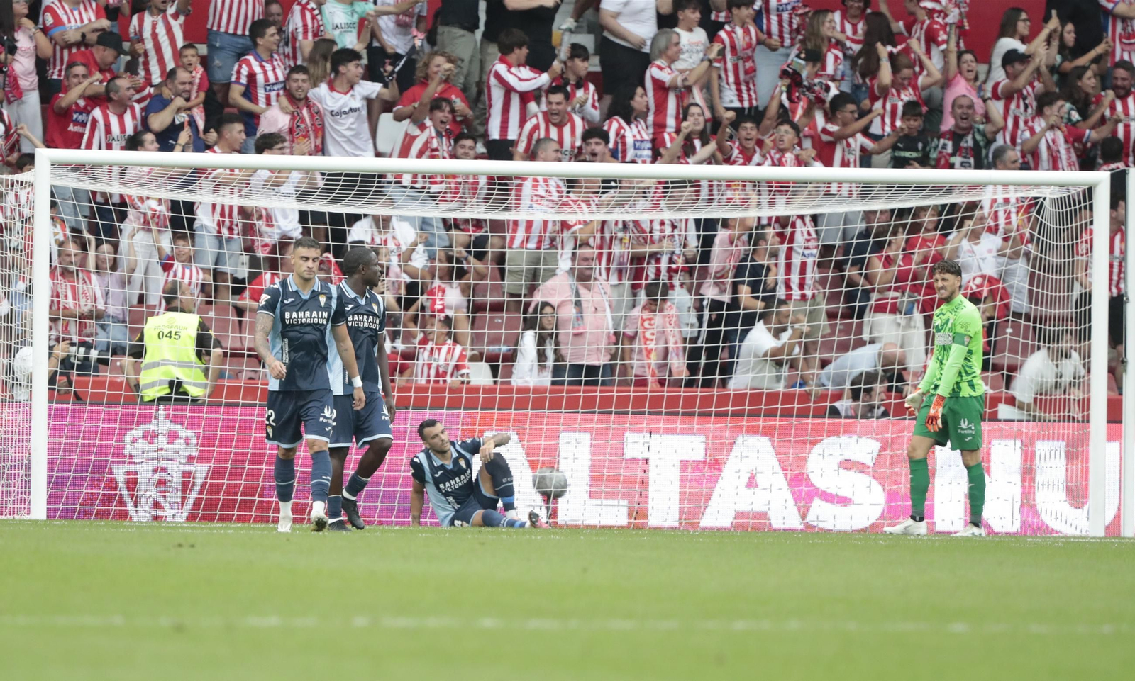 Las mejores fotos del partido en El Molinón para el Sporting - Córdoba CF