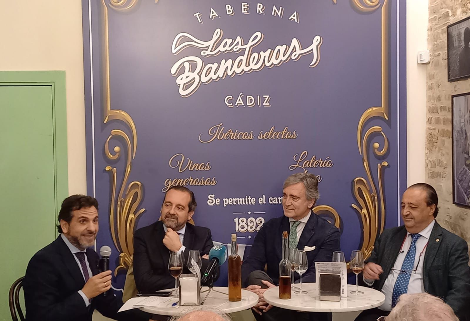 Los pregoneros de Cádiz, Jerez y Sevilla, en un encuentro celebrado el miércoles.