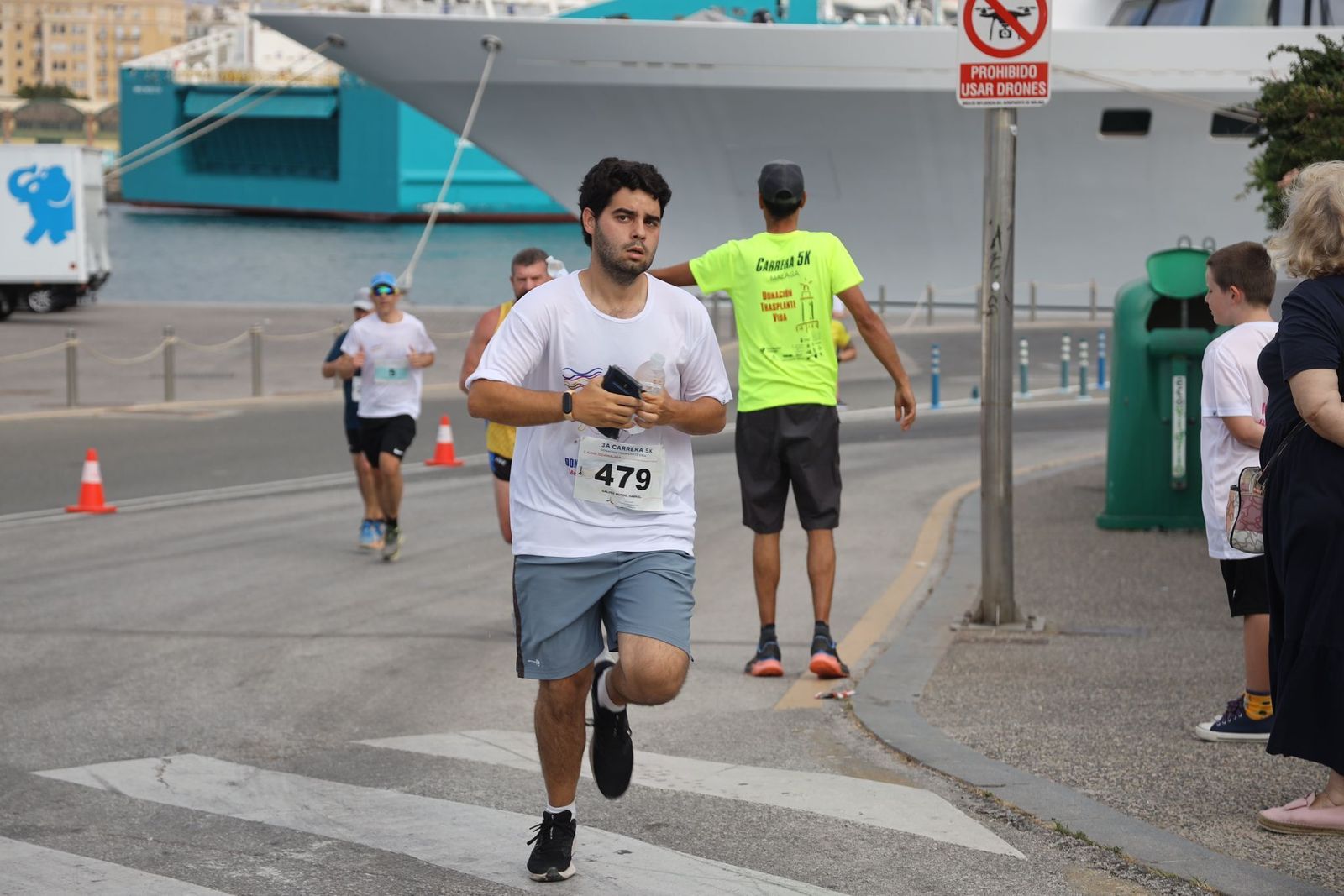 Las fotos de la 3ª carrera solidaria Memorial Vicente Granados en Málaga