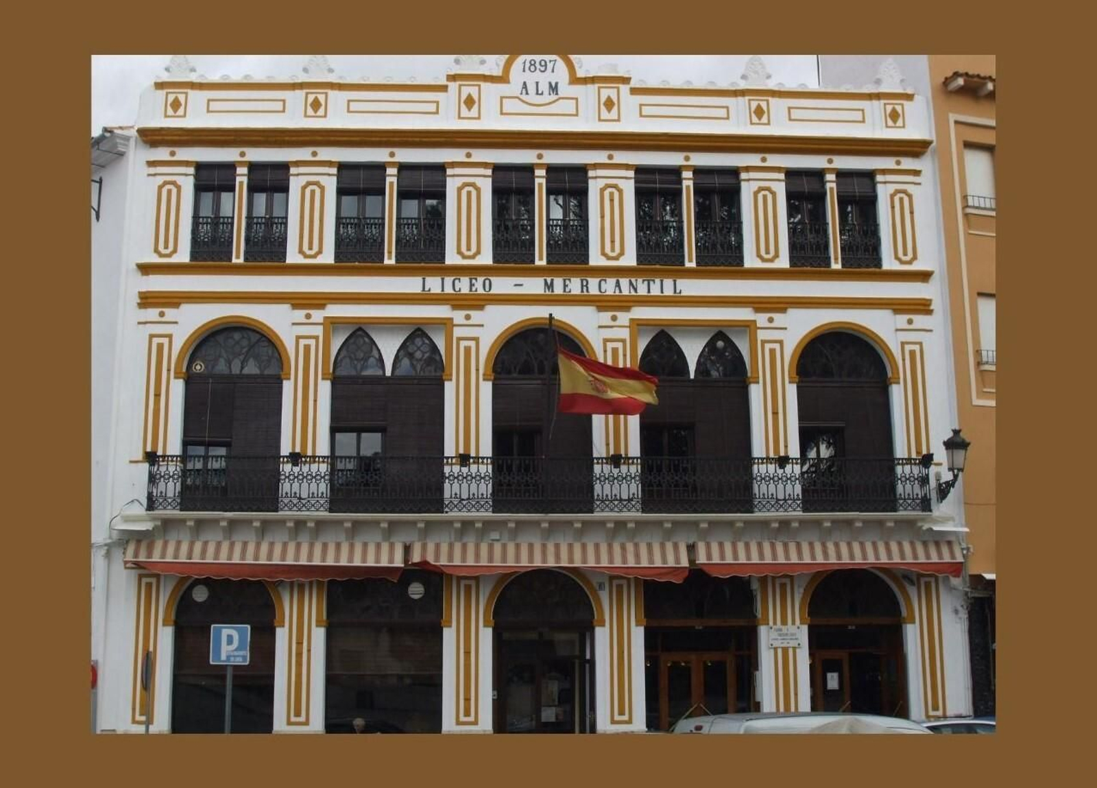 El Casino Liceo Mercantil de Puente Genil ha sido testigo de la vida social, política y cultural del pueblo durante más de un siglo El Casino Liceo Mercantil de Puente Genil ha sido testigo de la vida social, política y cultural del pueblo durante más de un siglo