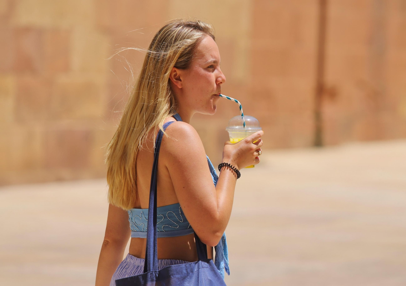Alerta naranja por calor en la provincia de Málaga. Alerta naranja por calor en la provincia de Málaga.