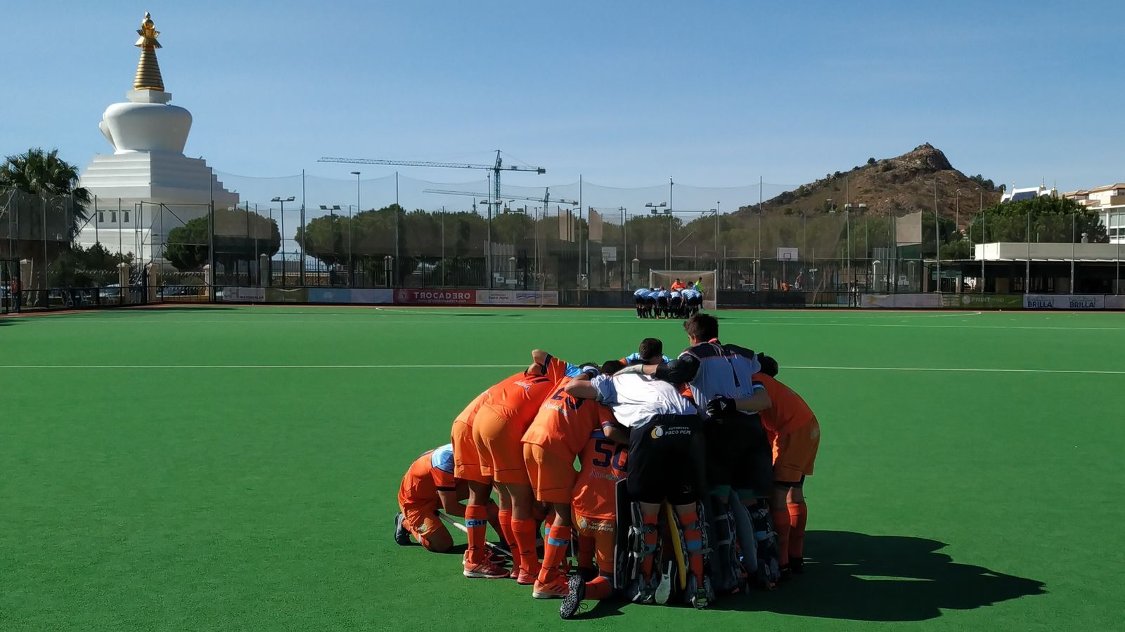 Piña del Hockey Benalmádena en El Retamar.
