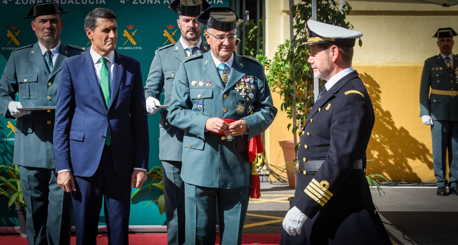 Imágenes del acto del día del Pilar de la Guardia Civil