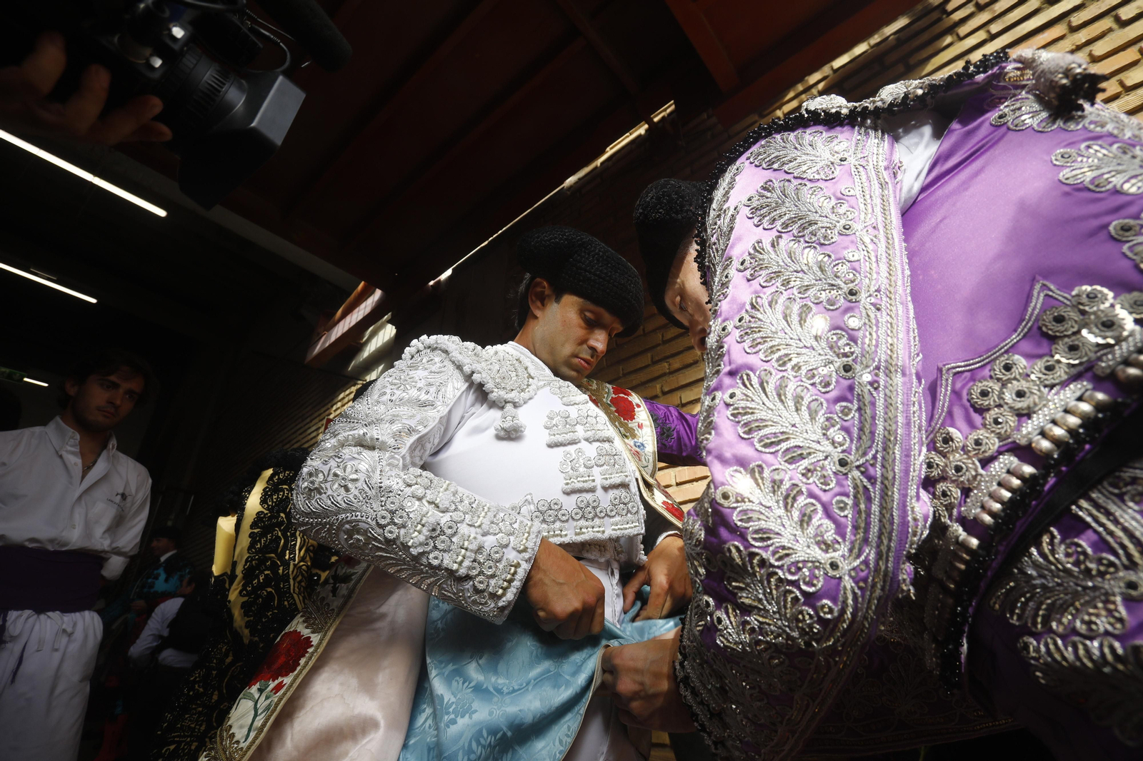 La corrida de Talavante, Roca Rey y Lagartijo, en Córdoba, en imágenes