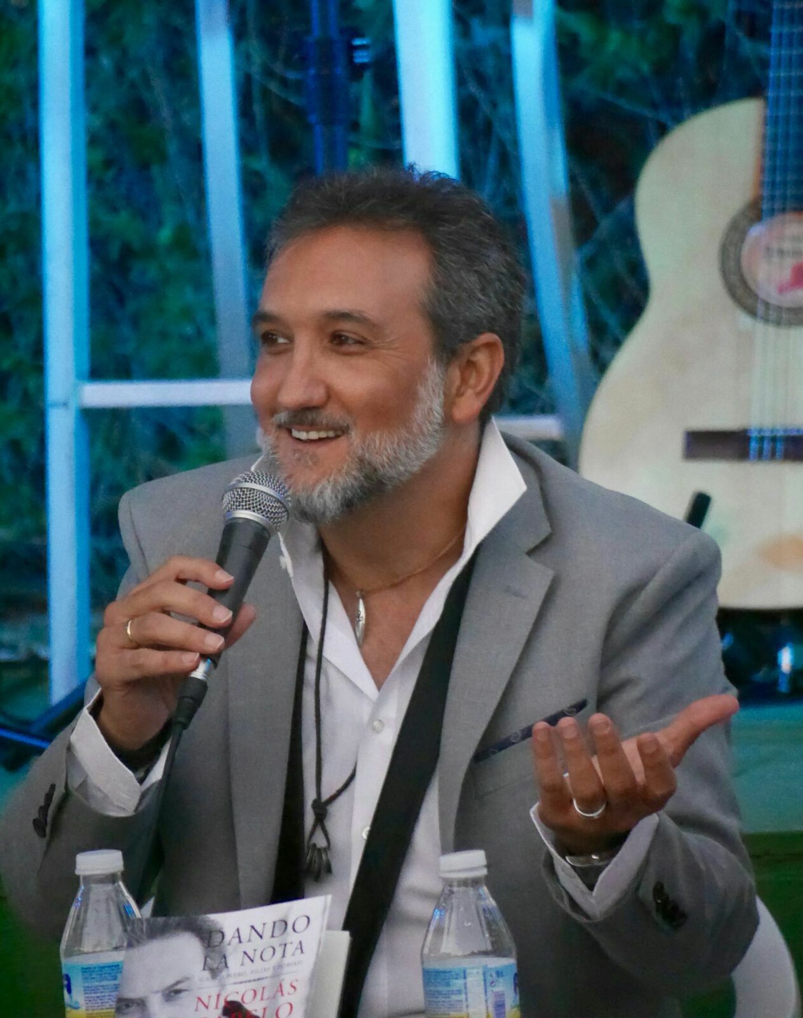 'Poesía musicada' de Nicolás Capelo en las Cocheras del Puerto