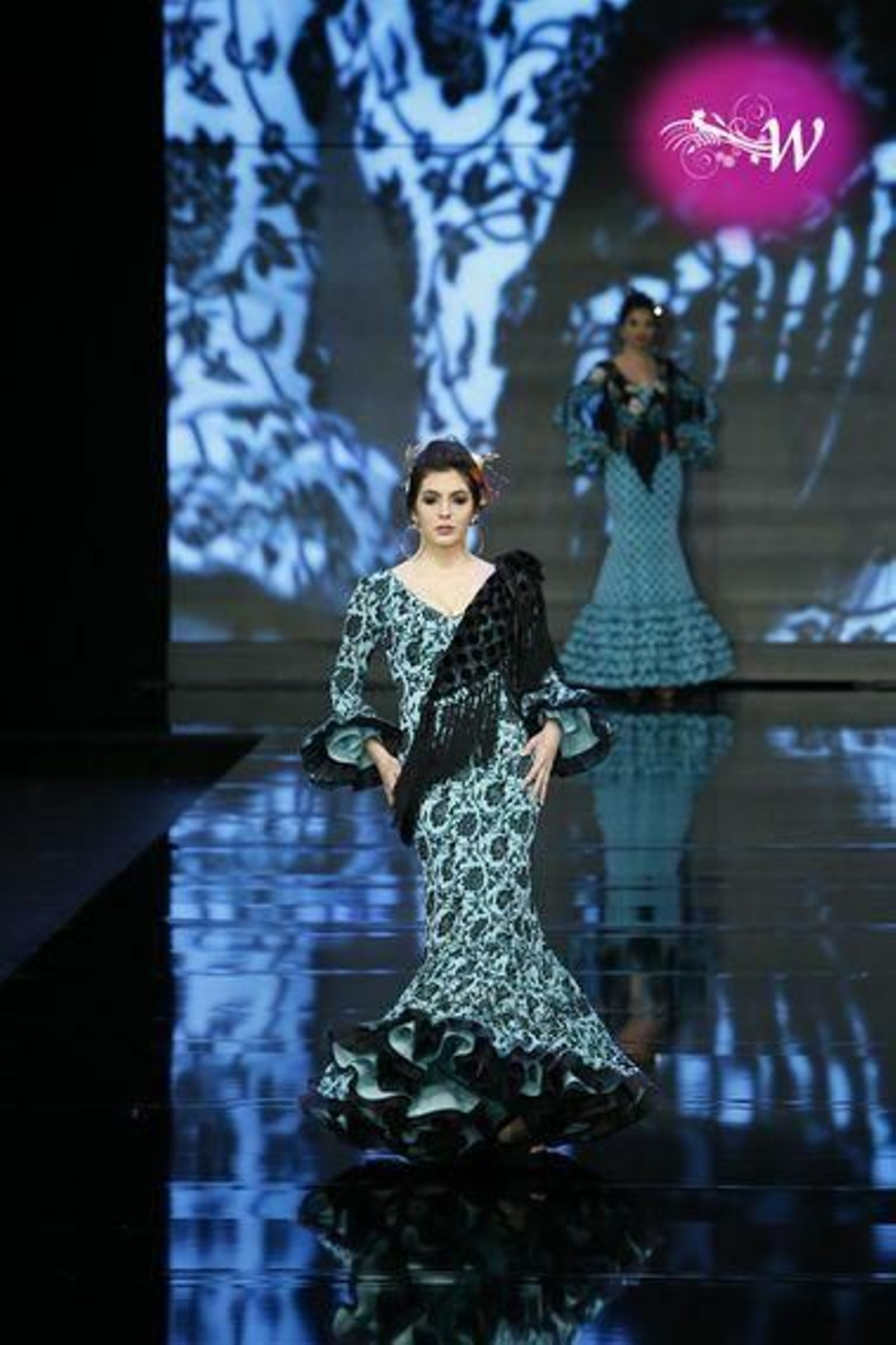Yolanda Moda Flamenca soprende con 'Firmamento', así es su nueva colección para Simof 2020