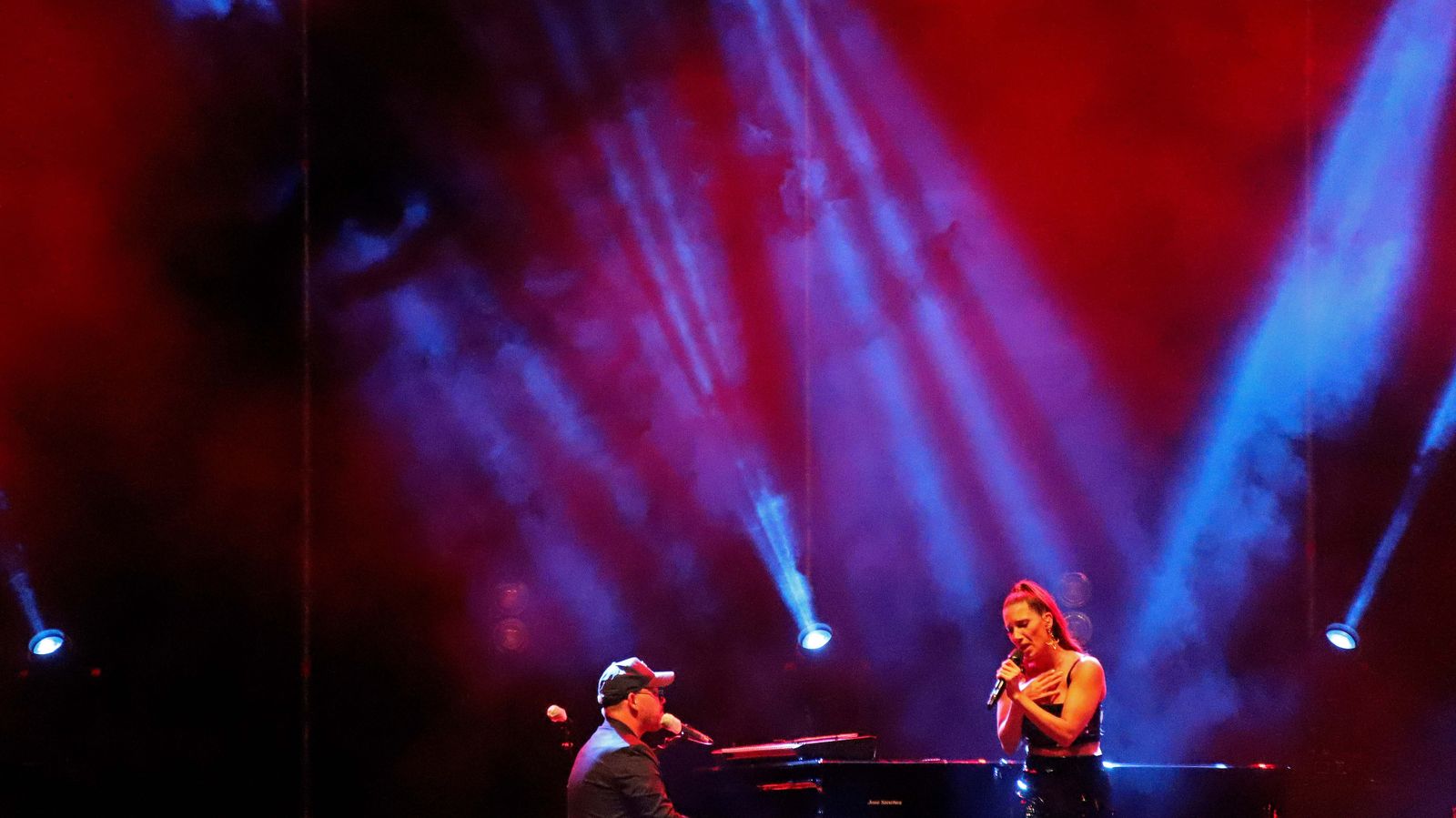 Las mejores fotos del concierto de India Martínez en Algeciras