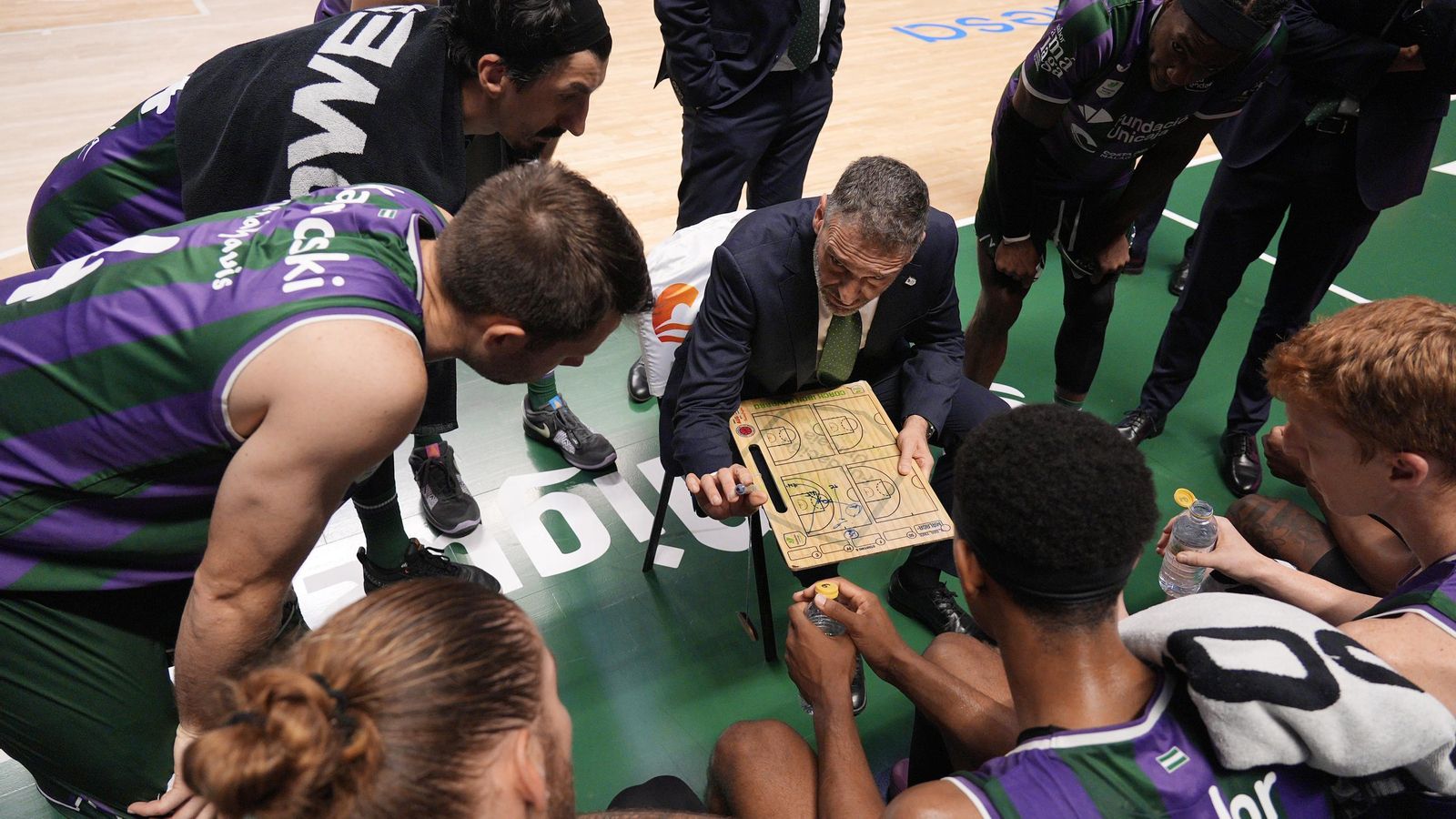 El Unicaja-La Laguna Tenerife, en fotos