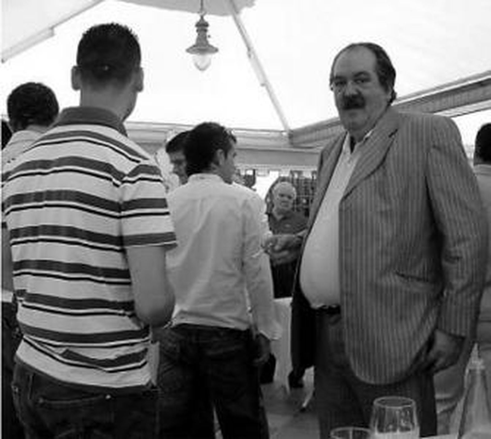 Andrés Oñate, en la celebración del ascenso del Florida.