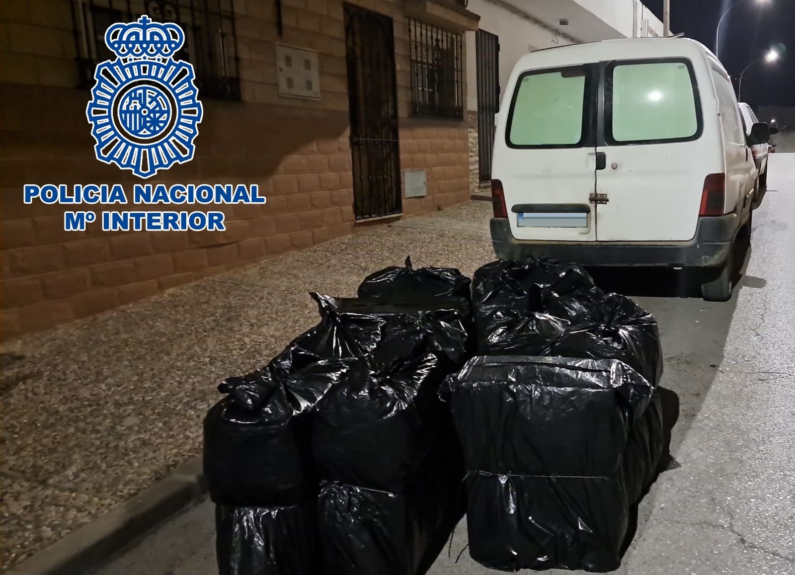 Mercancía interceptada por los agentes de la Policía