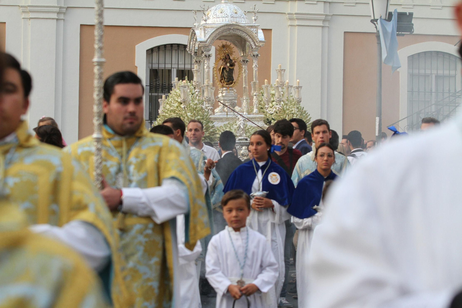 Procesión solemne de la Virgen de la Cinta.