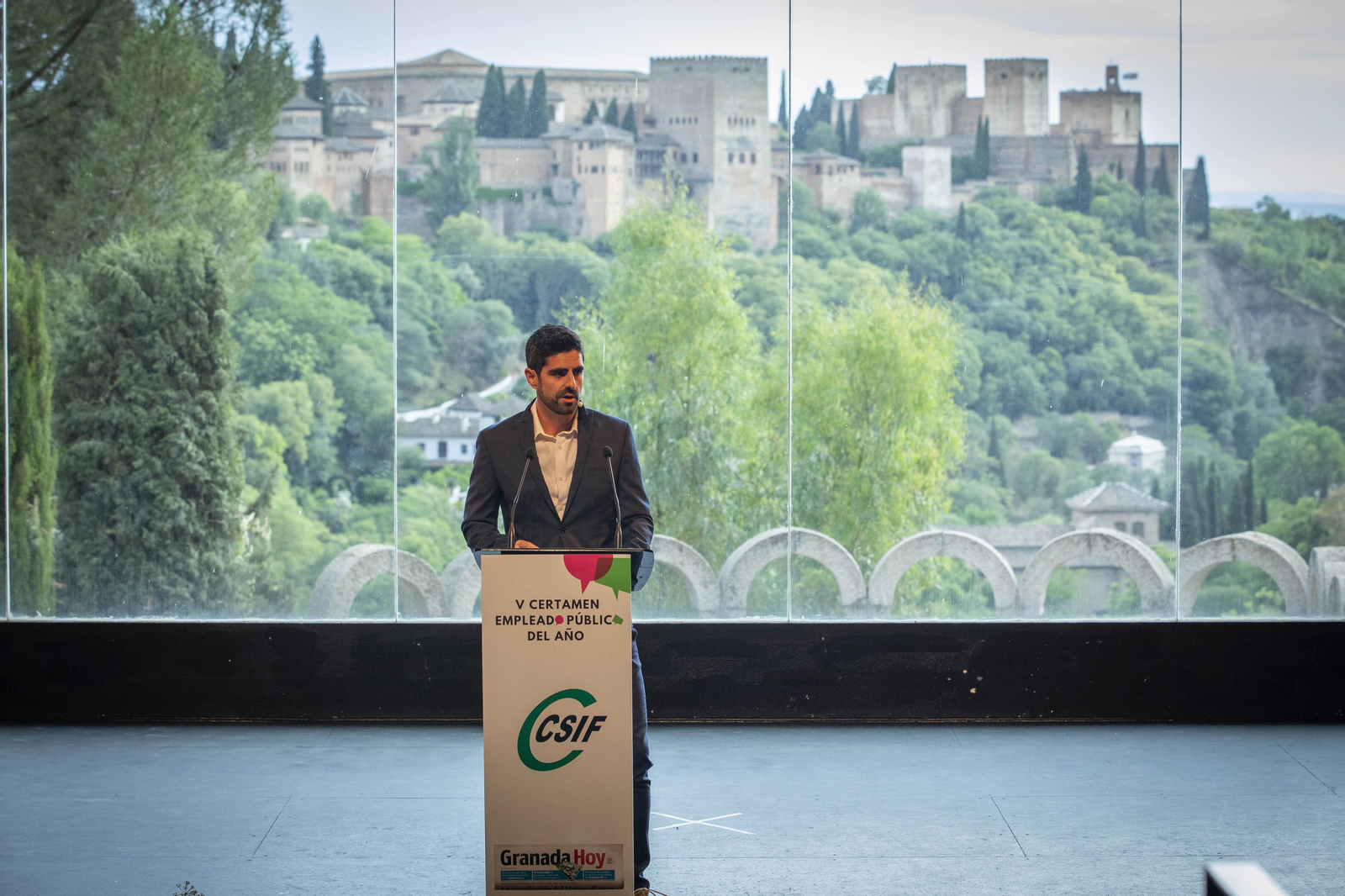 El V Certamen del Empleado Público del año en Granada, en imágenes