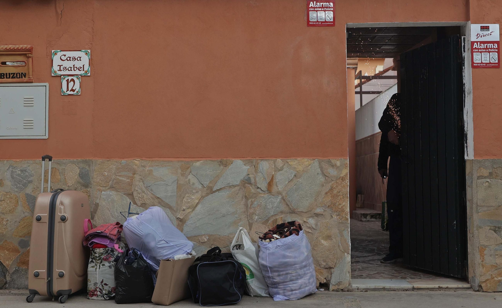 Fotos del desahucio ejecutado en la barriada de El Rinconcillo en Algeciras