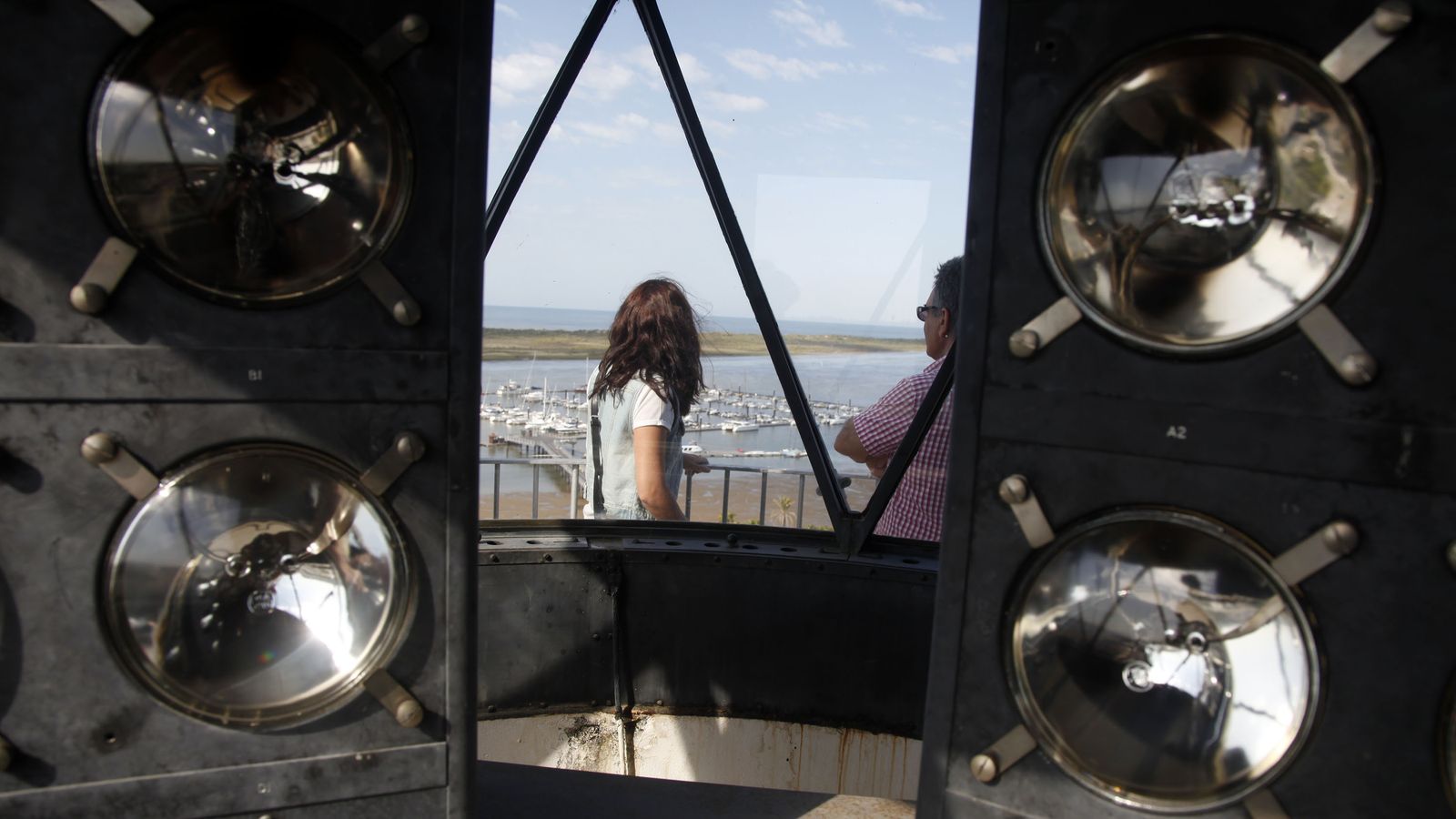 Lámparas de uno de los Faros de El Rompido, en Cartaya