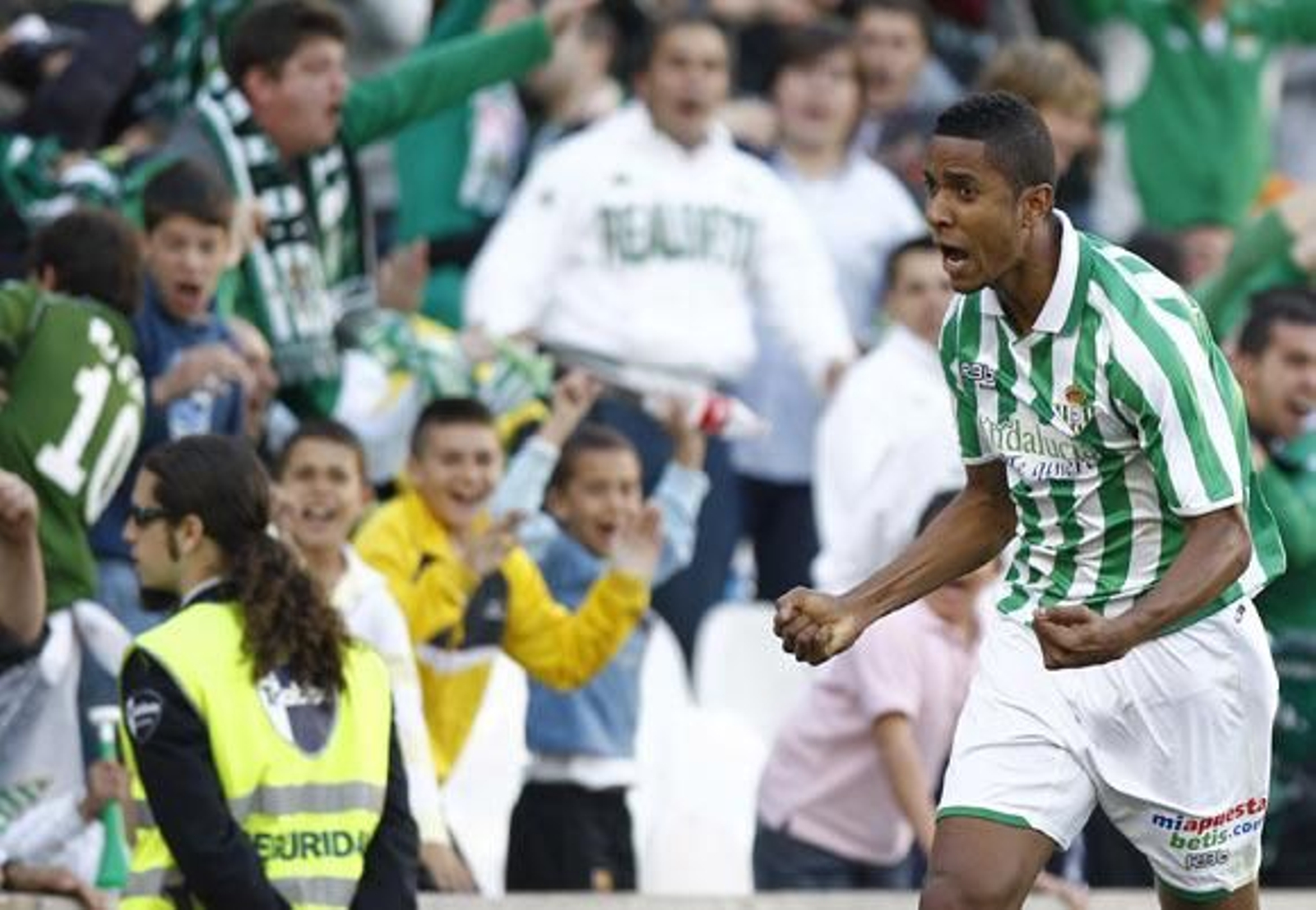 Mel no podrá contar con Roversio ante el Girona