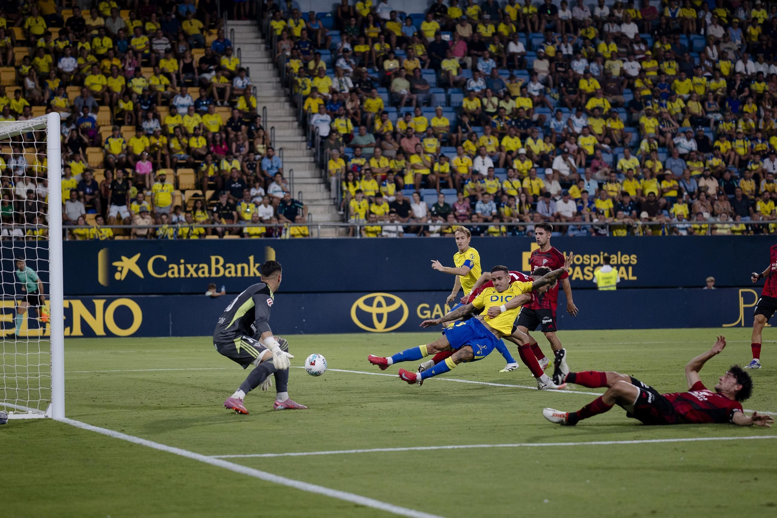 Búscate en las imágenes del primer partido del Cádiz CF- Mirandés