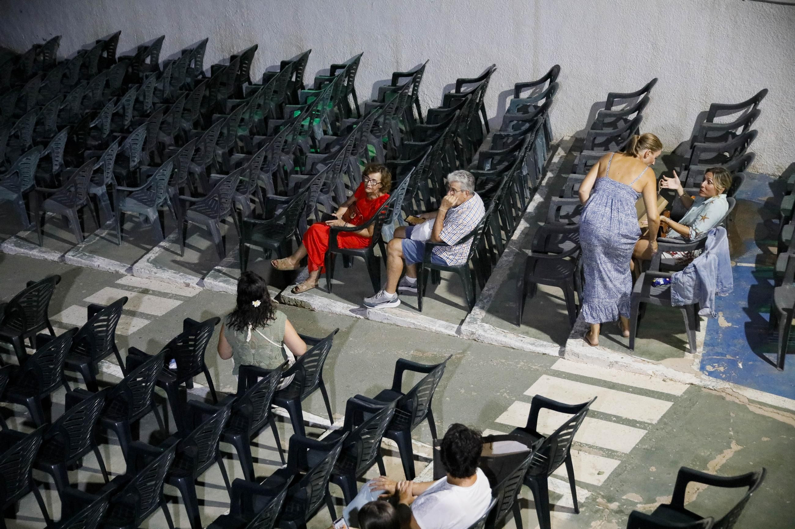Imágenes de la última proyección en el cine de verano de Garrucha Imágenes de la última proyección en el cine de verano de Garrucha