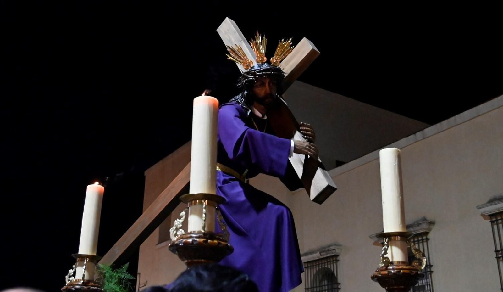 Las imágenes de los vía crucis del primer viernes de Cuaresma en Córdoba