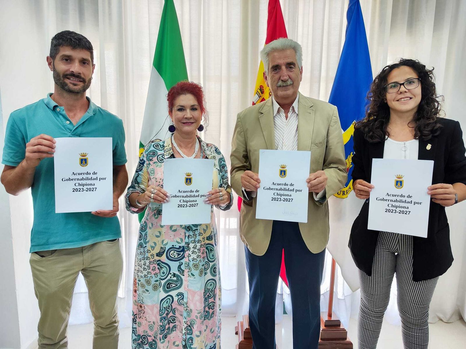 El acuerdo entre UxCh e IU se ha cerrado este mismo viernes.