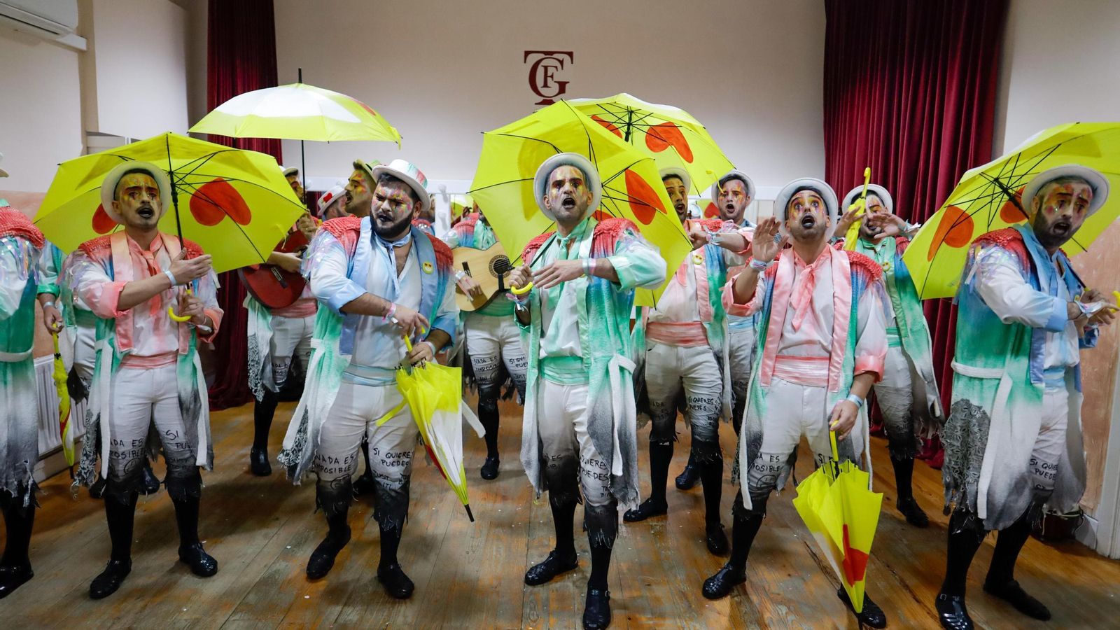 Búscate entre las mejores imágenes de la segunda sesión de cuartos de final del COAC 2025