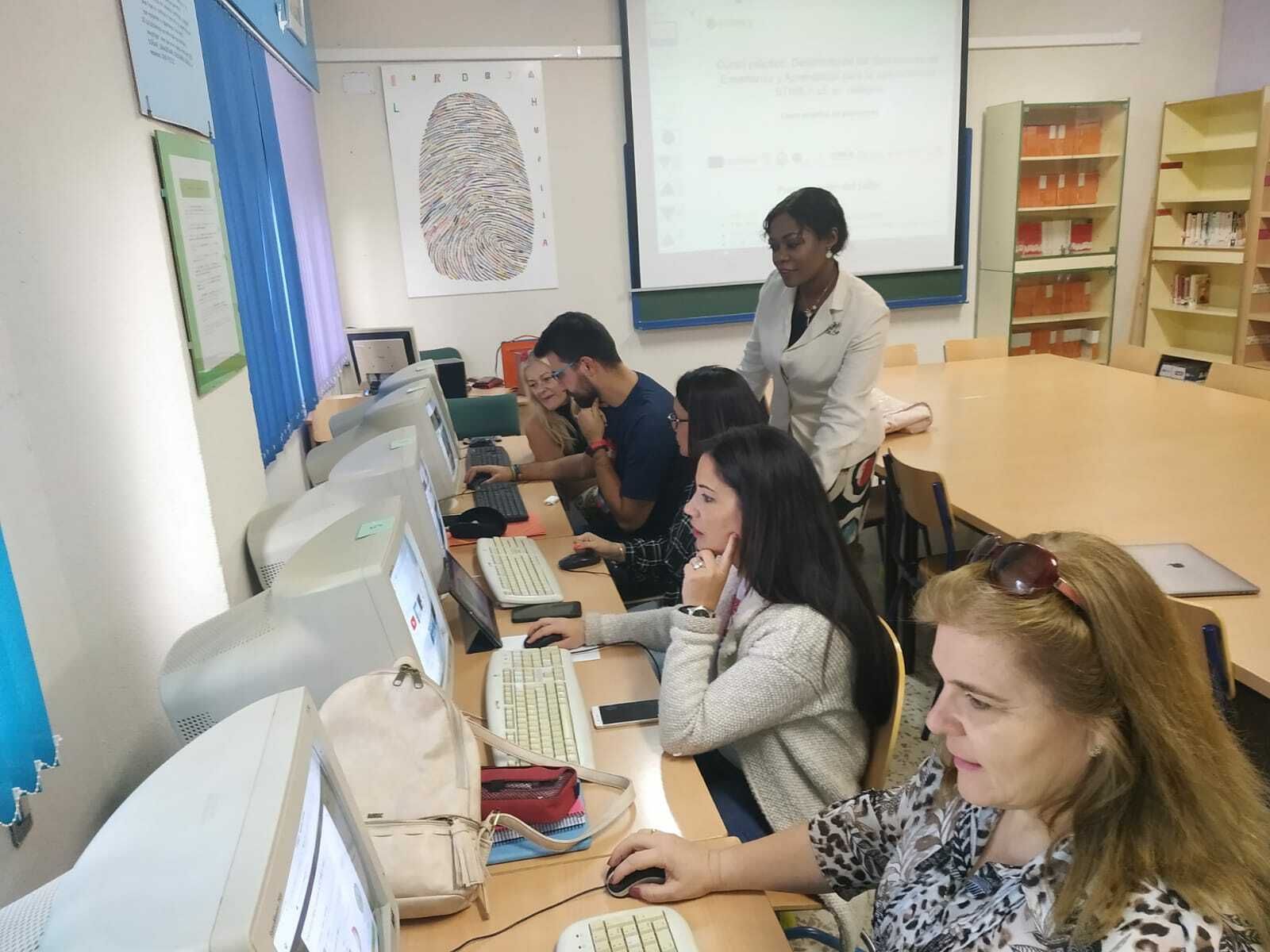 Momento de la acción formativo en el instituto de Chiclana.