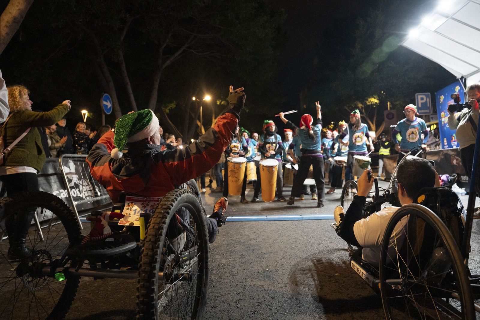 Almería corre y celebra su memoria olímpica en una San Silvestre de récord