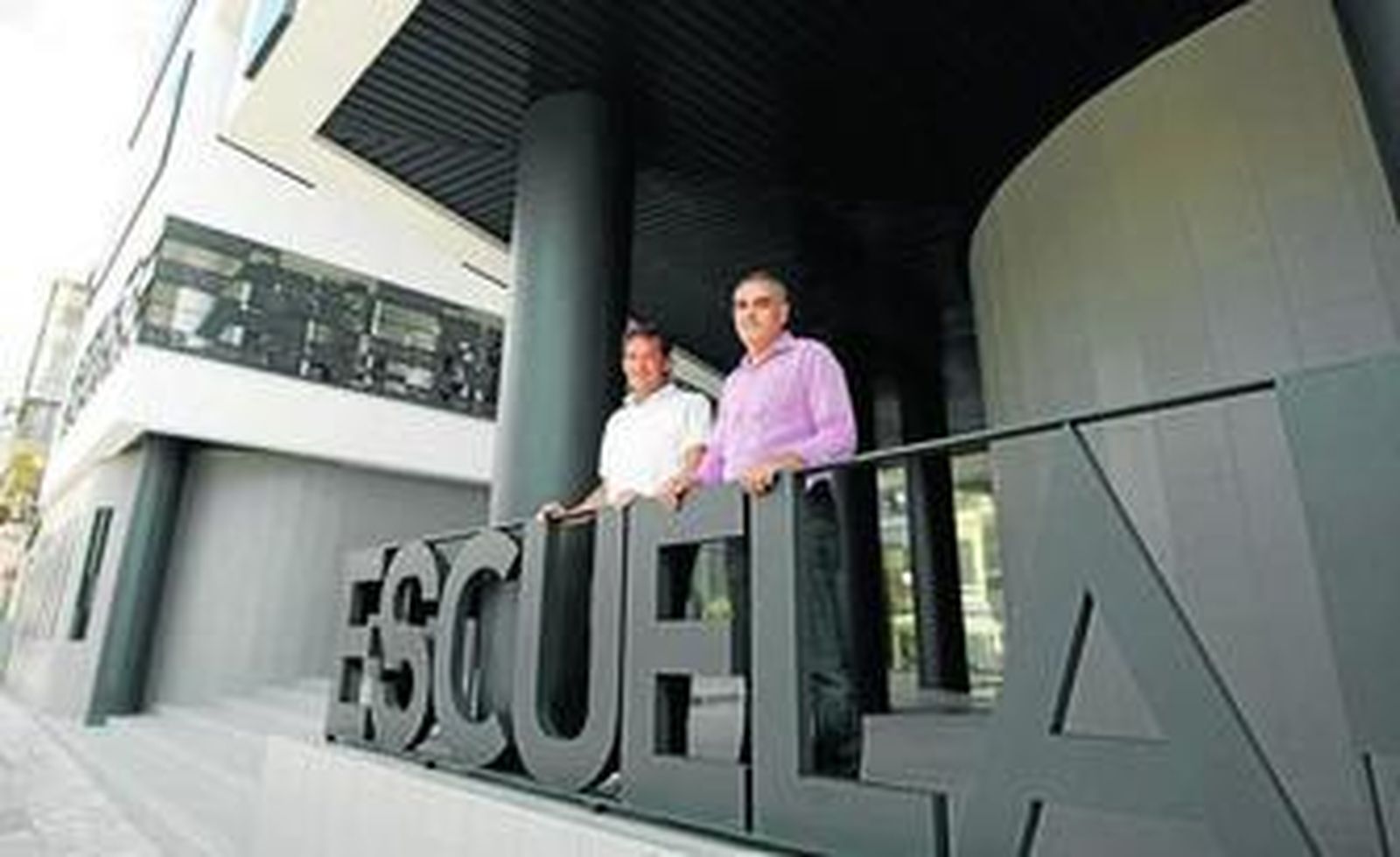 Francisco Javier Álvarez y Deogracias Gómez, gerentes de la Escuela Municipal.