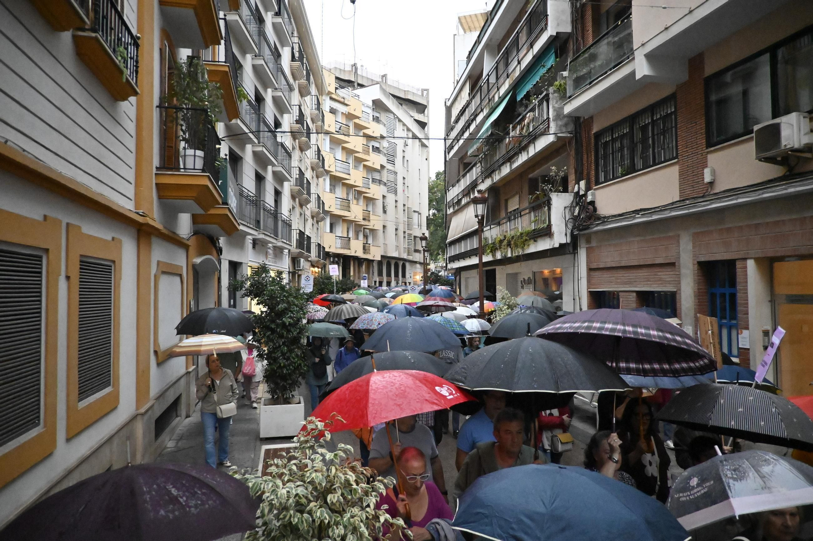 Las mejores imágenes de la manifestación por la sanidad en Huelva