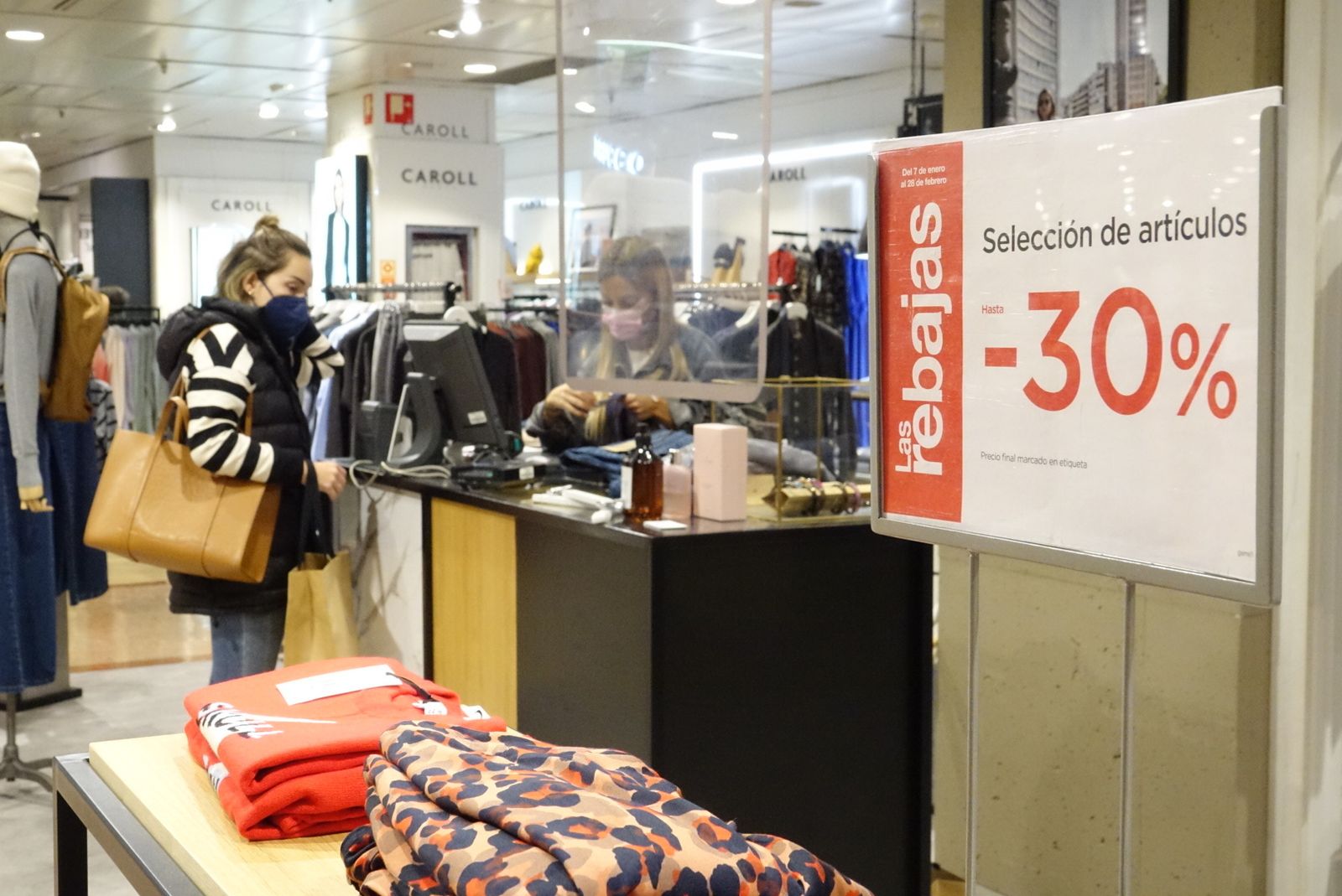 Primer día de rebajas en Málaga, en fotos