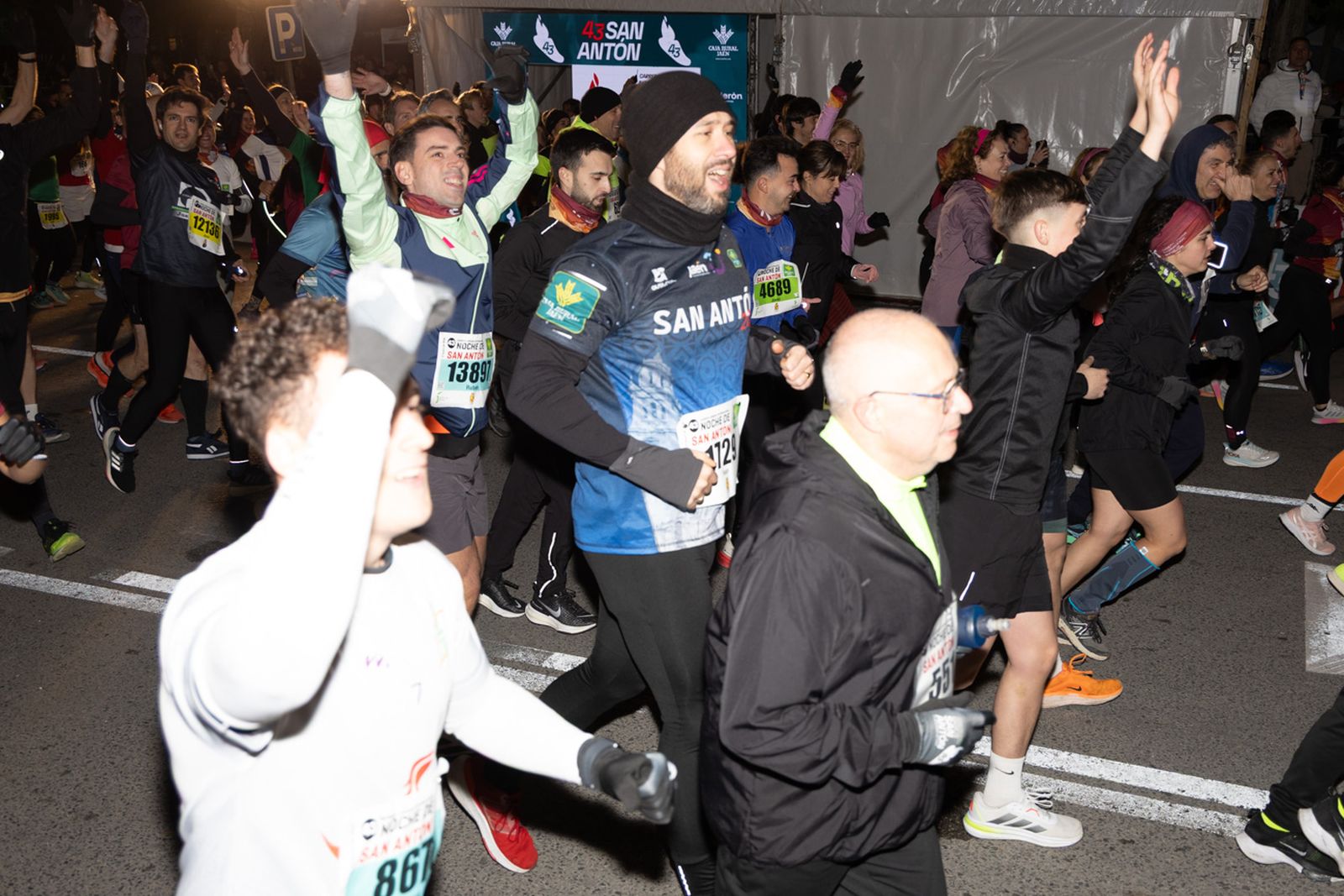 Encuéntrate en la salida de la Carrera de San Antón 2026, en imágenes (3)