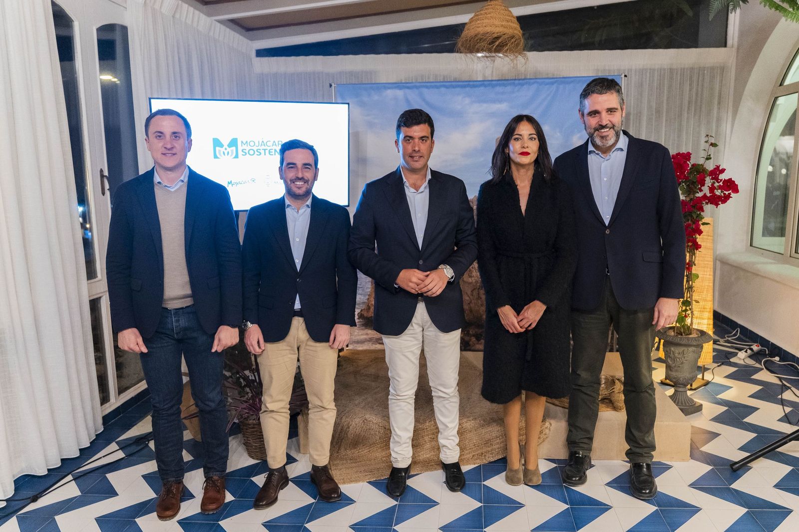 La presentación de 'Mojácar Sostenible' y la entrega del Indalo de Oro a Ricardo Escudero, en imágenes