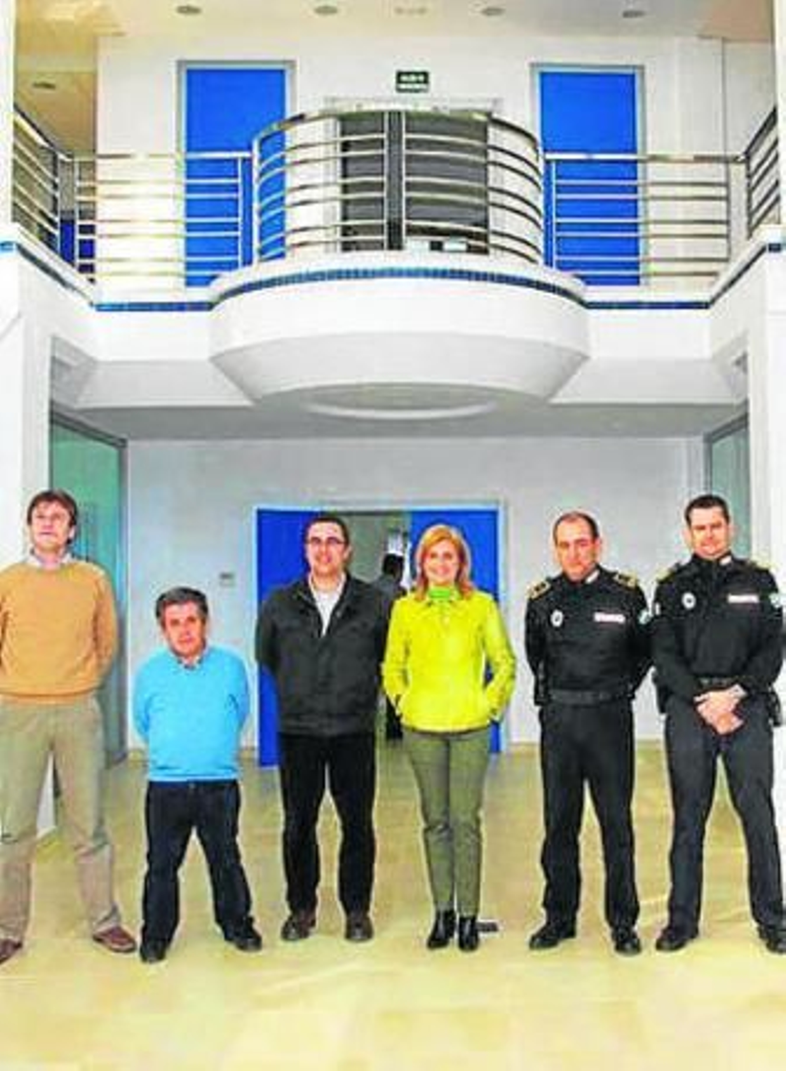 Oña, ayer, durante la visita.