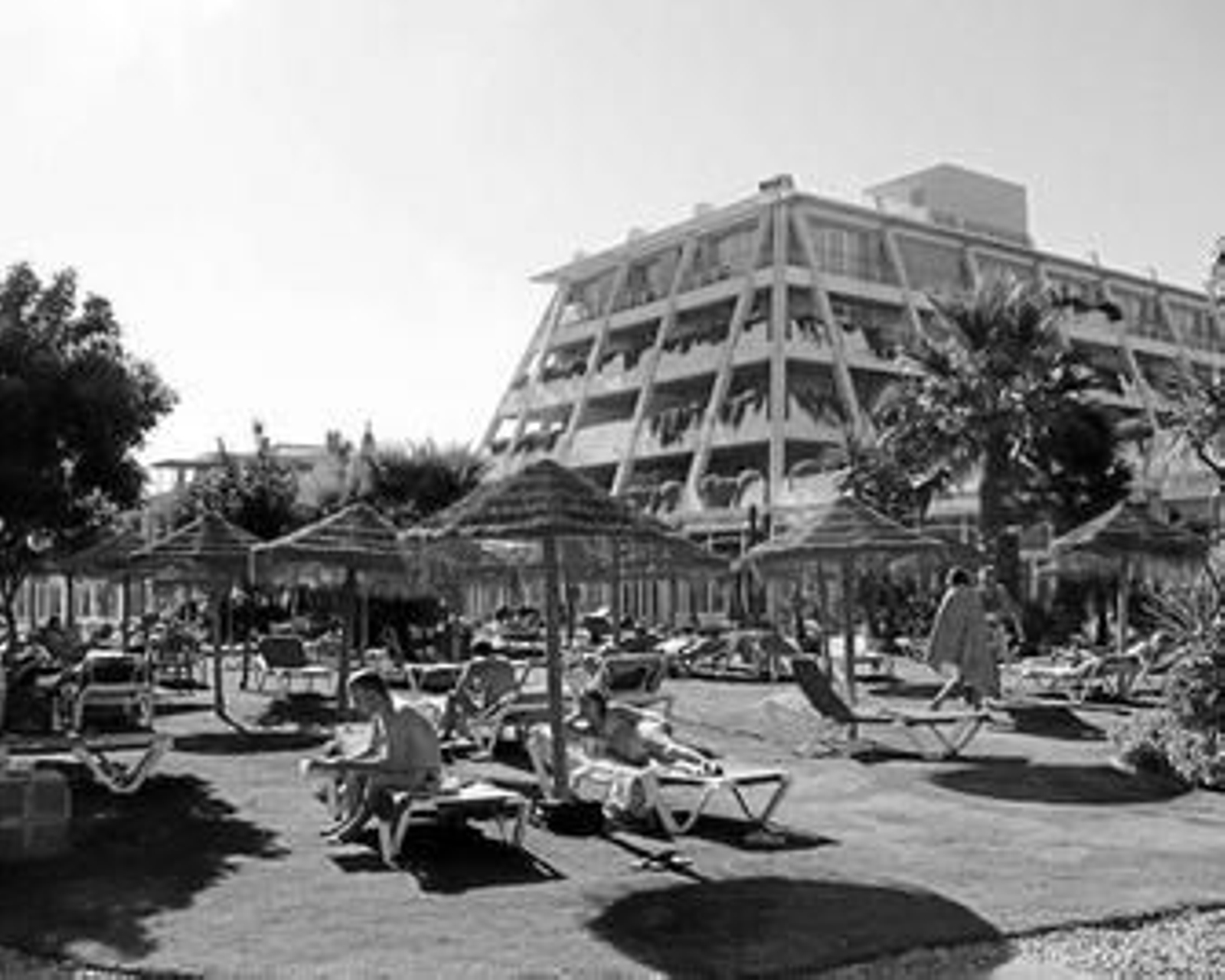 El Confortel Islantilla es uno de los primeros que va a colgar el cartel de cierre este año.