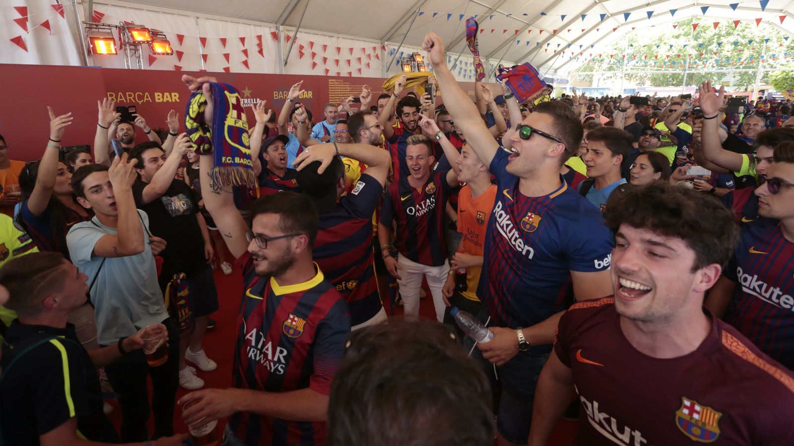 Las imágenes de la afición del Barcelona