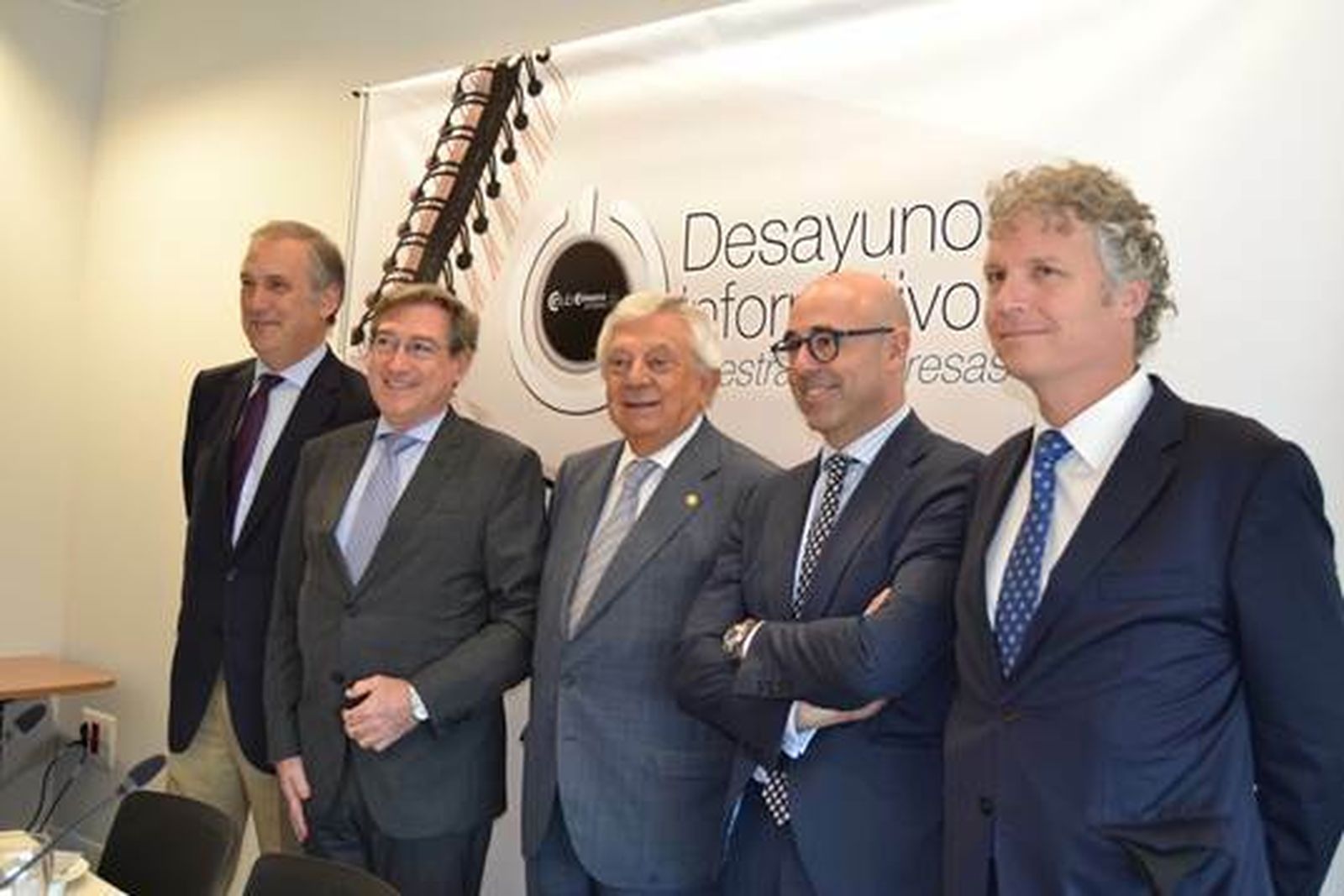 De izquierda a derecha: Francisco Rodríguez Piñero, Rafael Carmona, Francisco Herrero, Luis Lázaro y Ángel Pulido.