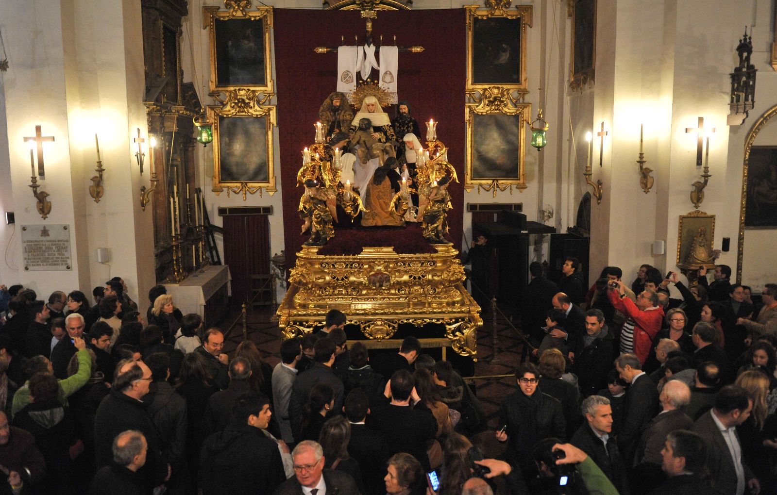 El misterio de la Mortaja en el interior de la Iglesia del ex convento de la Paz.